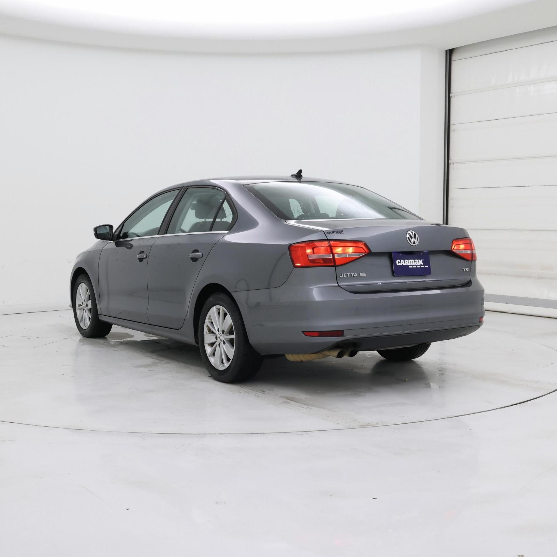 Thumbnail: 2015 Volkswagen Jetta - 2