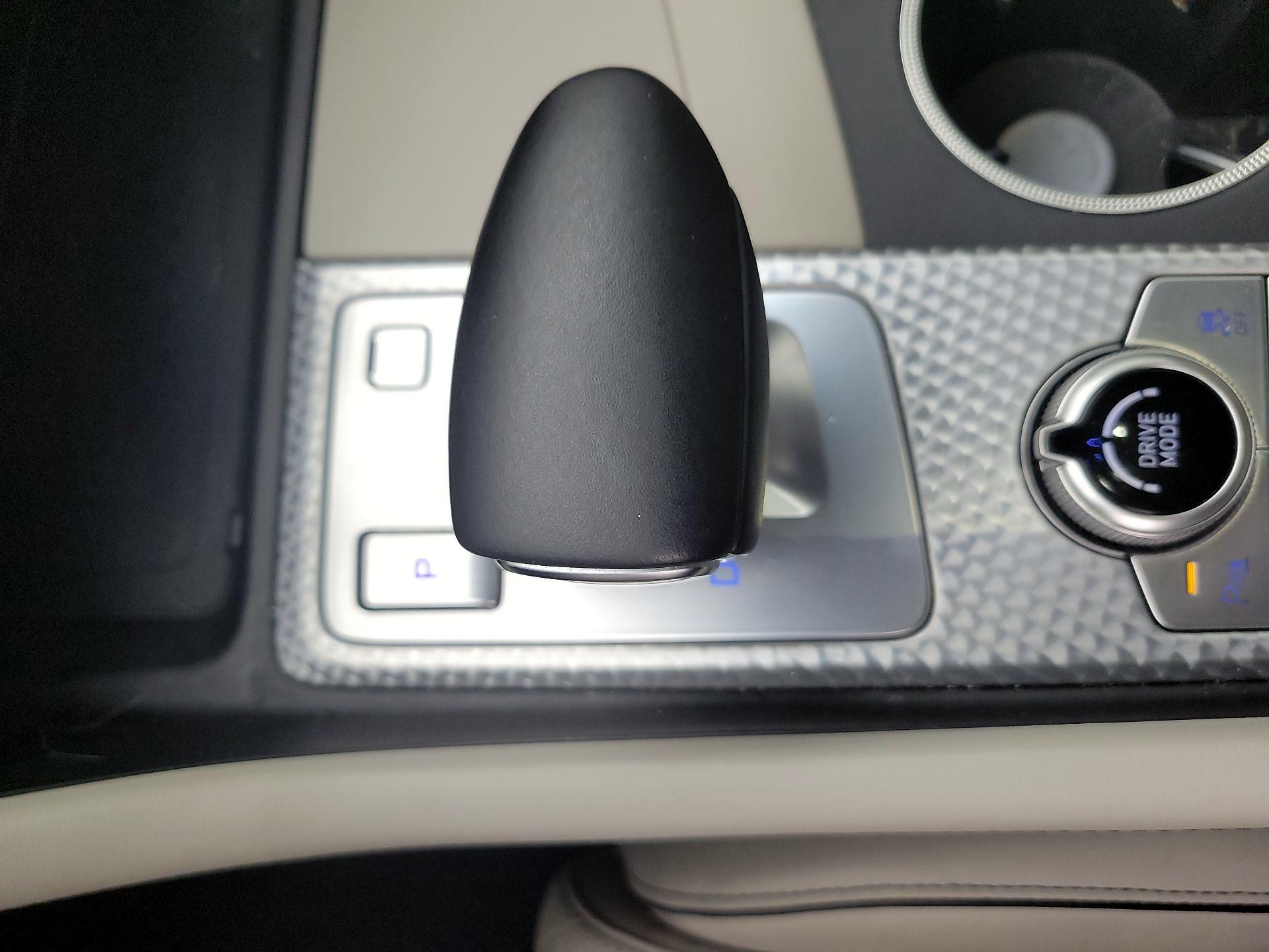 Thumbnail: 2023 Genesis G70 - 18