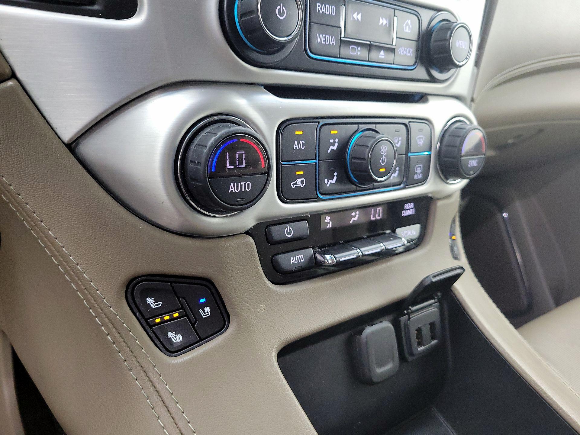 Thumbnail: 2019 GMC Yukon - 17