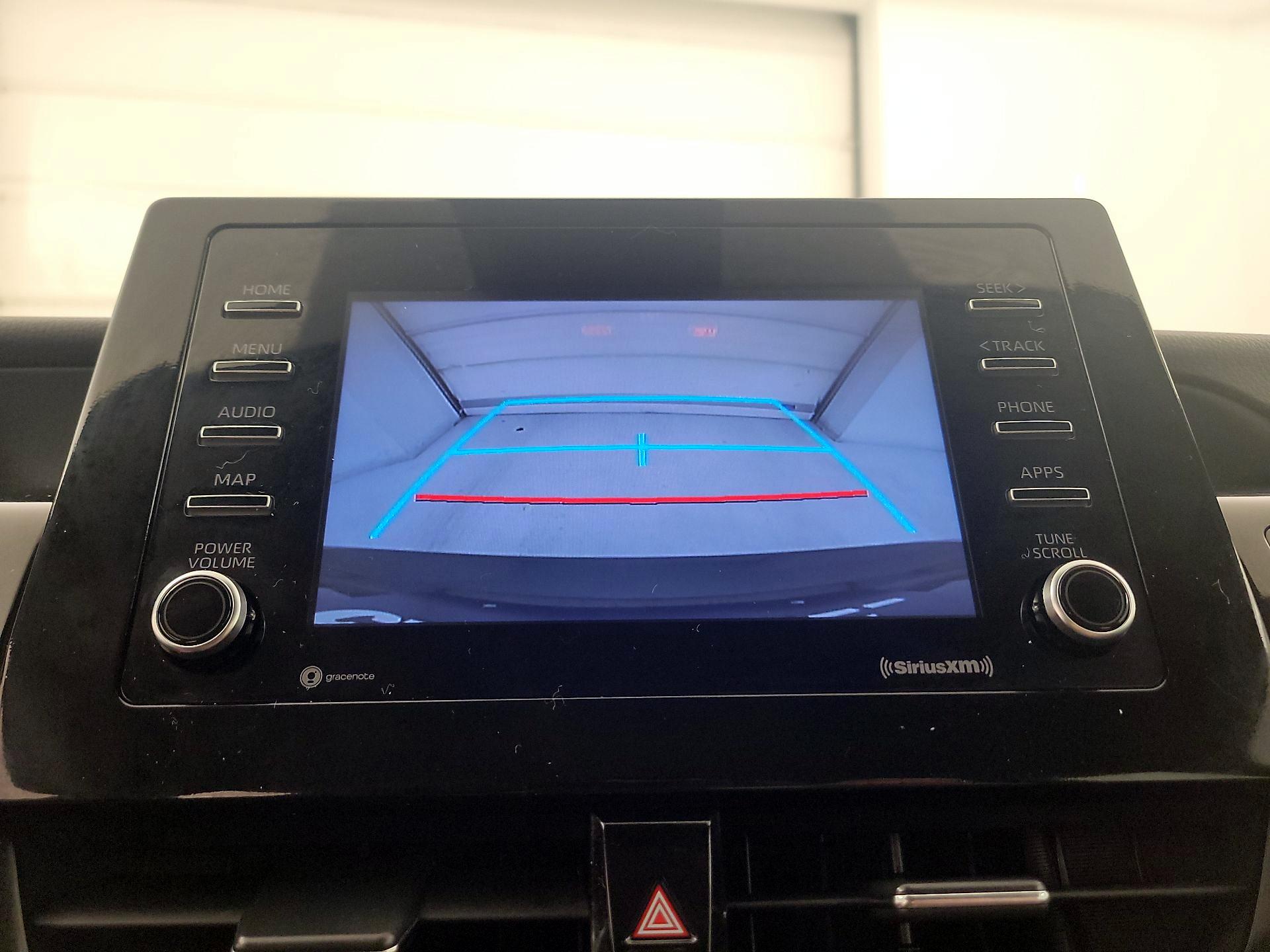 Thumbnail: 2022 Toyota Camry - 14