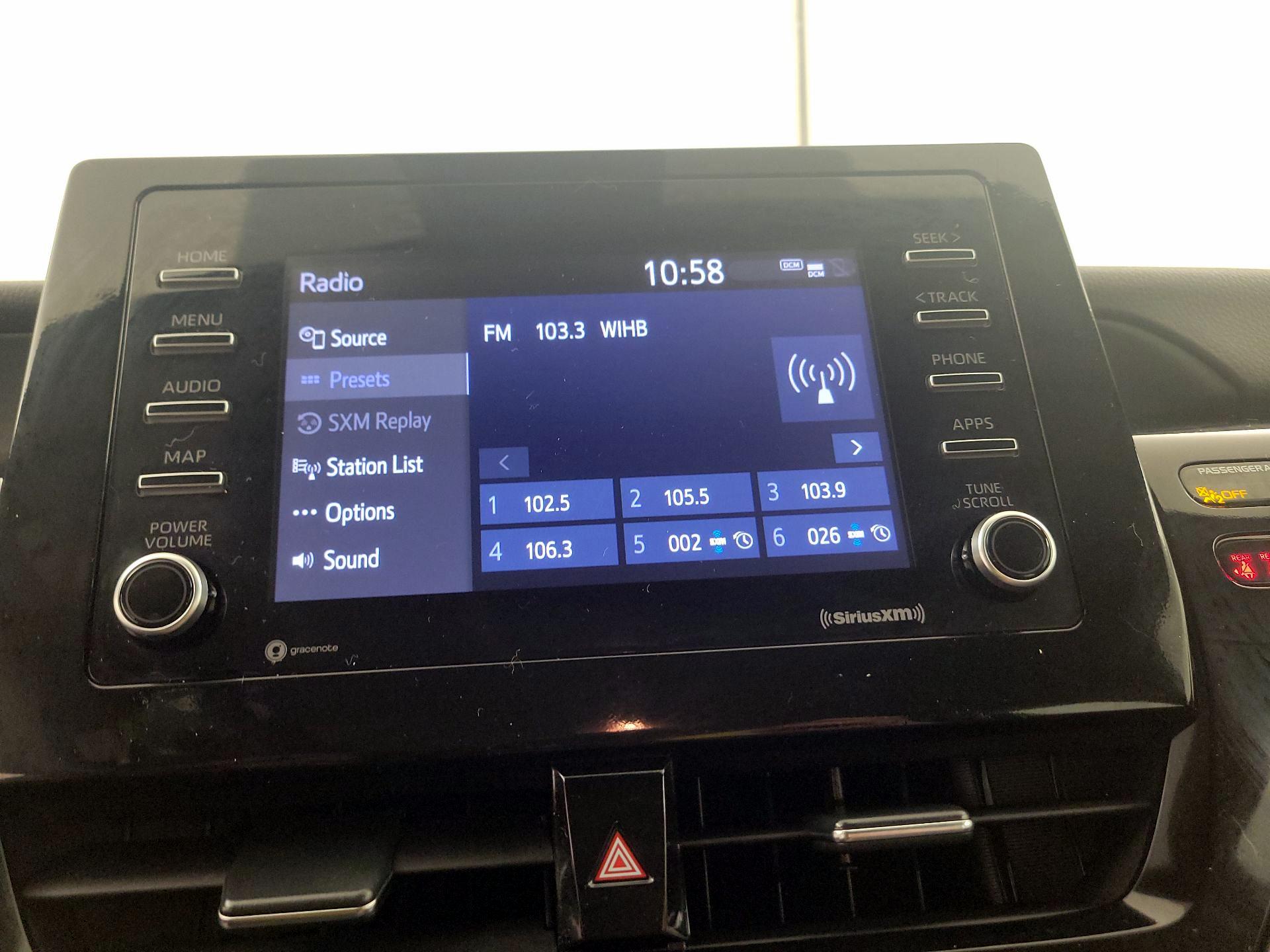 Thumbnail: 2022 Toyota Camry - 15