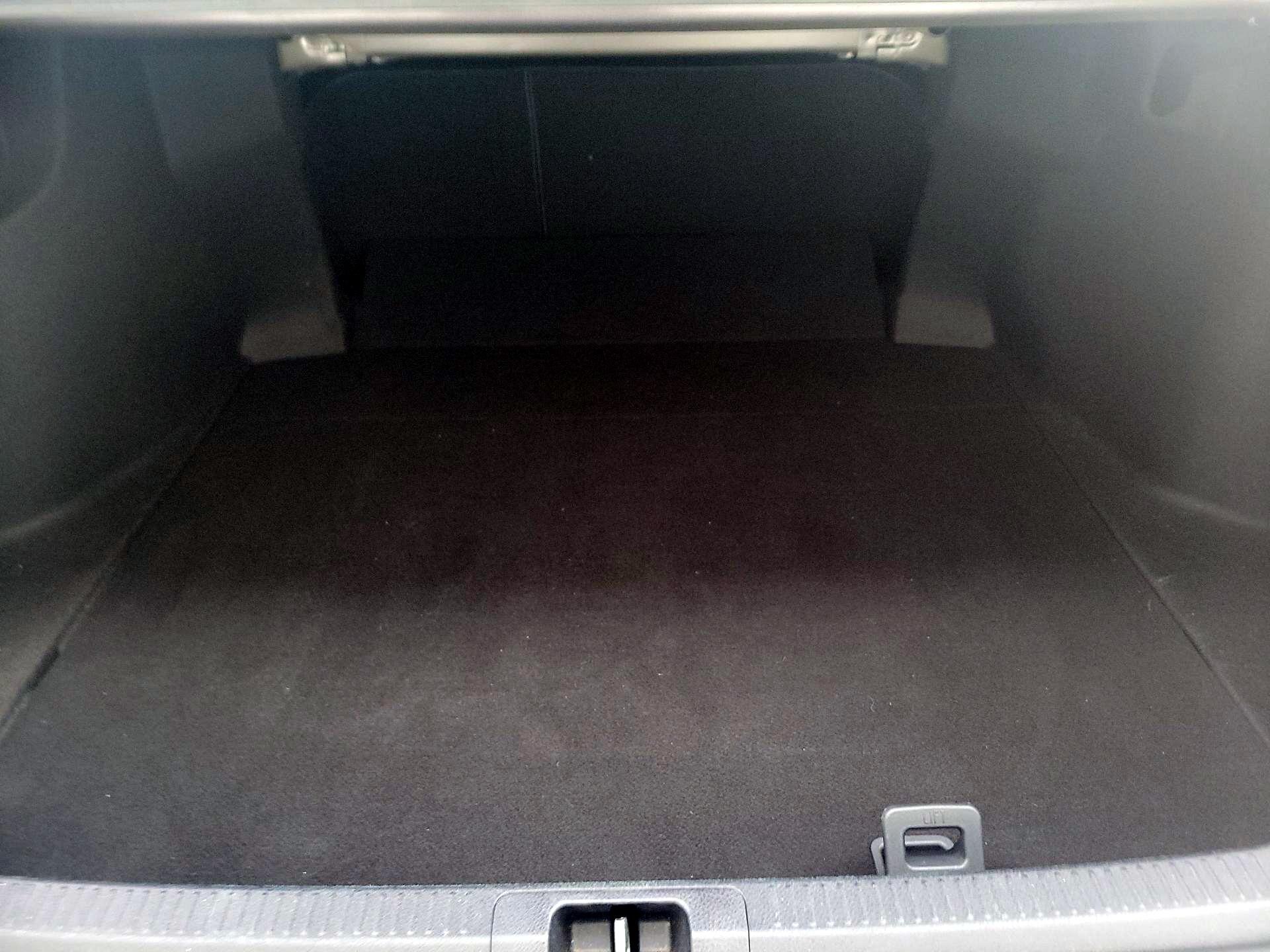 Thumbnail: 2022 Toyota Camry - 20