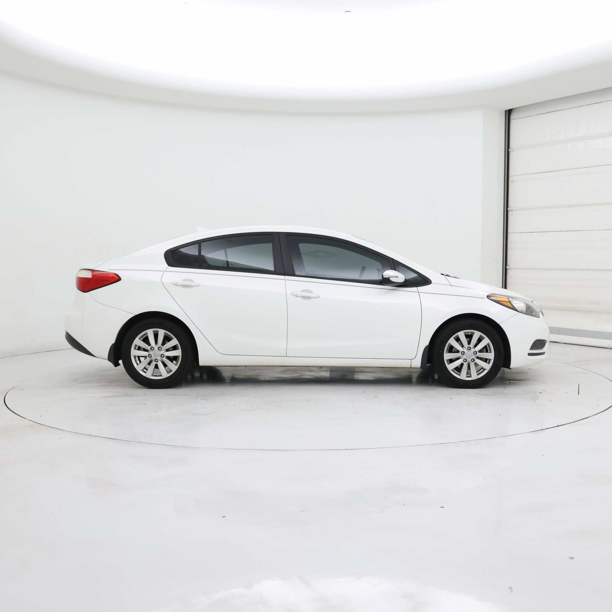 Thumbnail: 2016 Kia Forte - 7