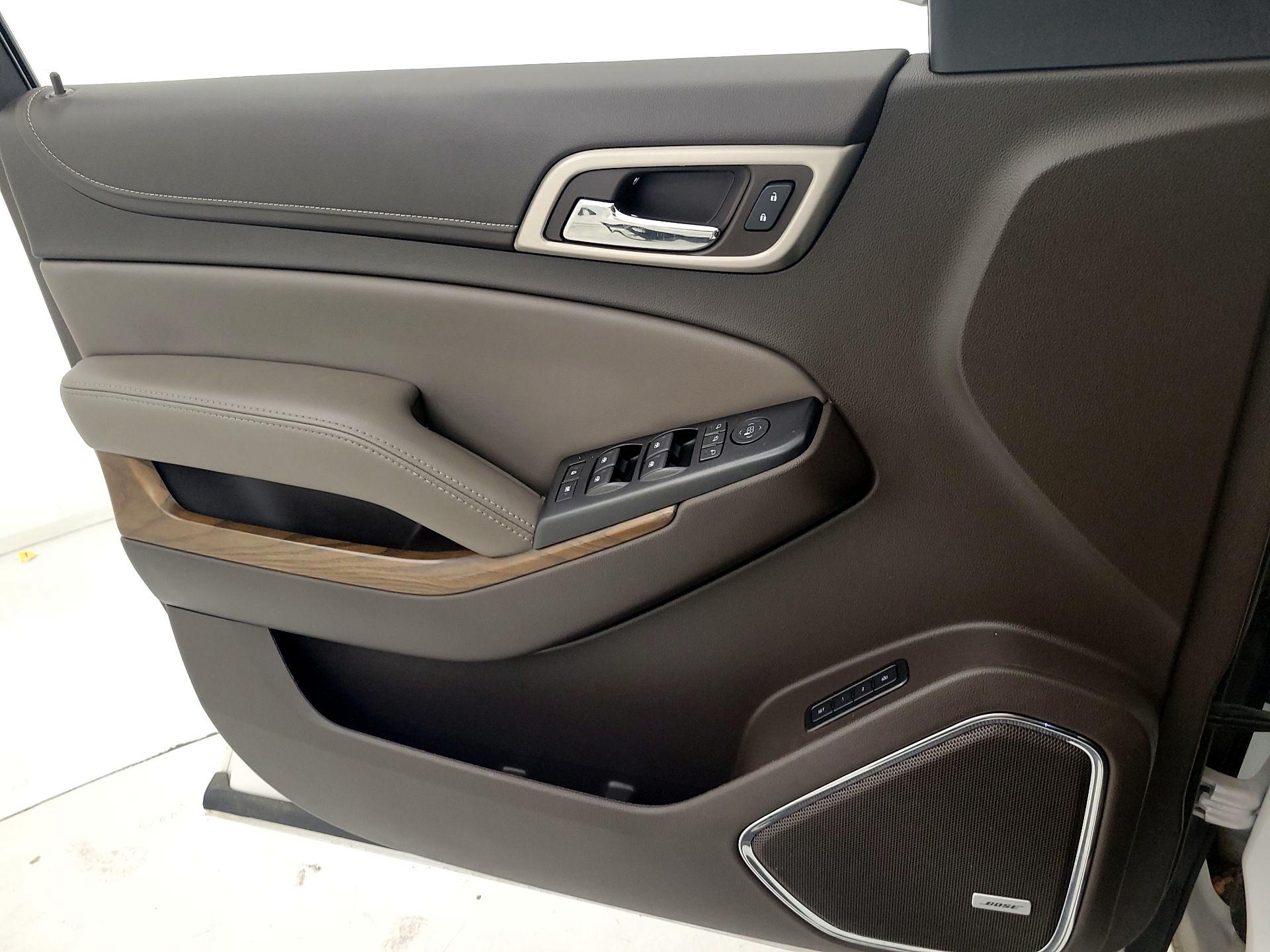 Thumbnail: 2019 GMC Yukon XL - 12