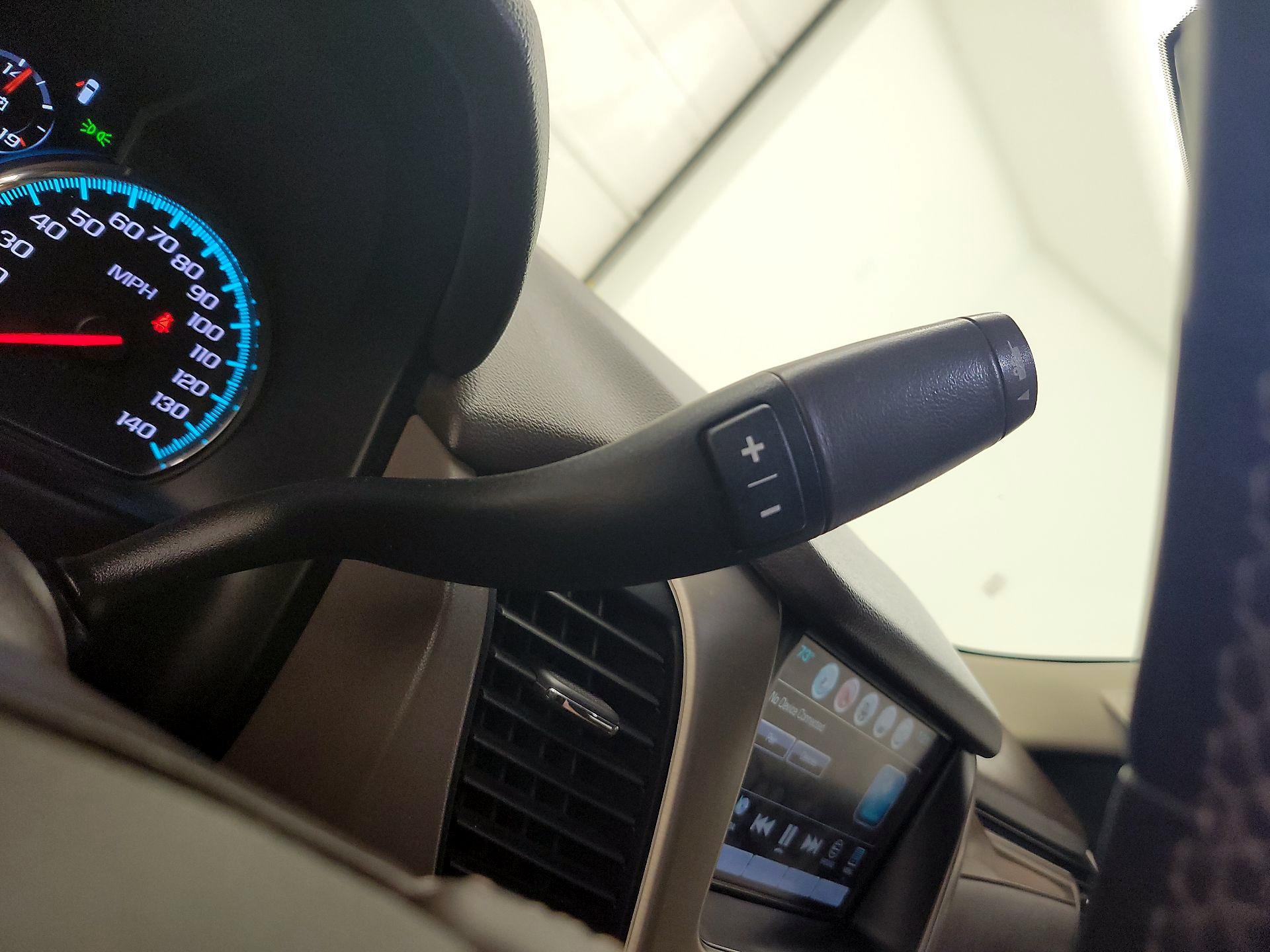 Thumbnail: 2019 GMC Yukon XL - 18