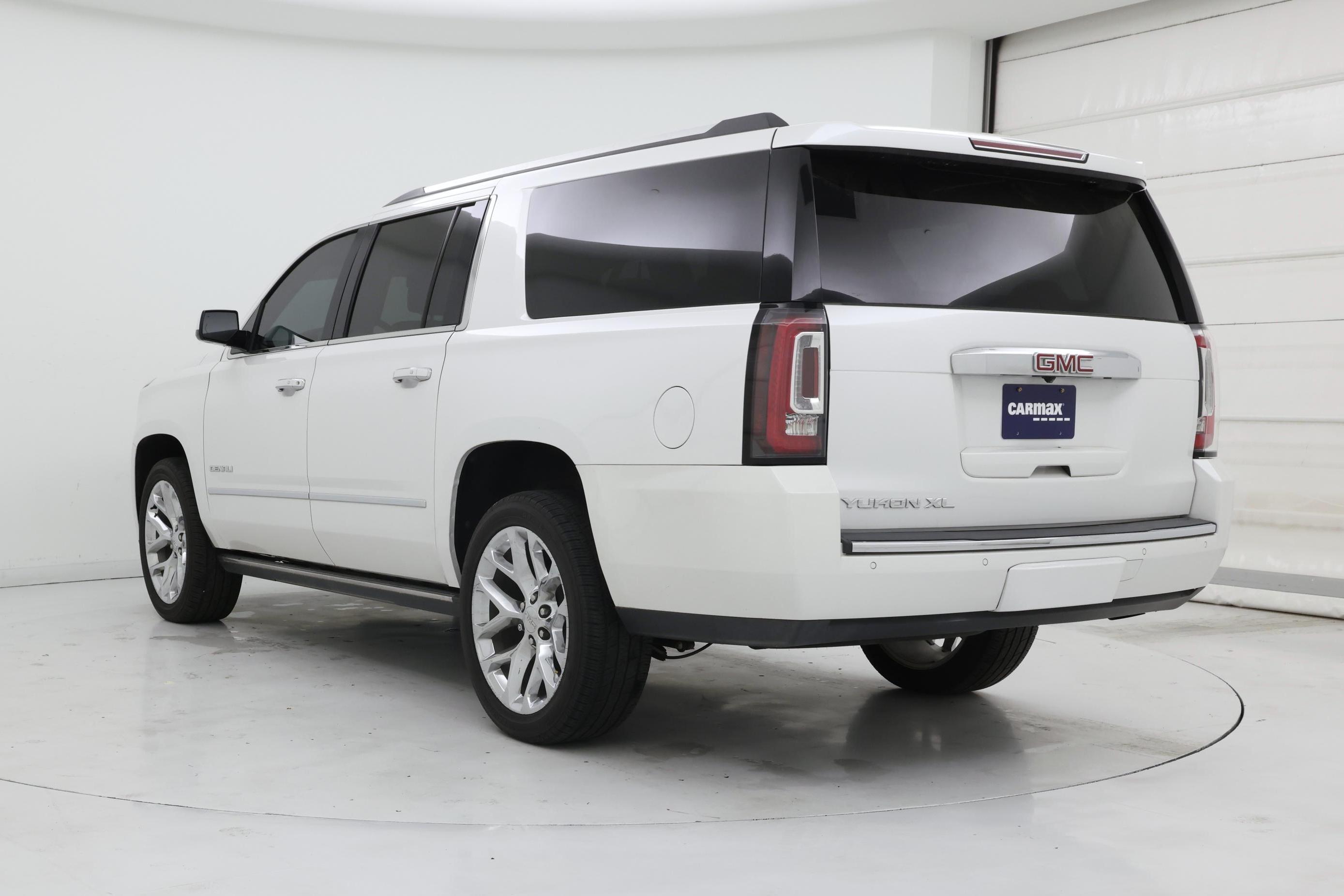 Thumbnail: 2019 GMC Yukon XL - 2