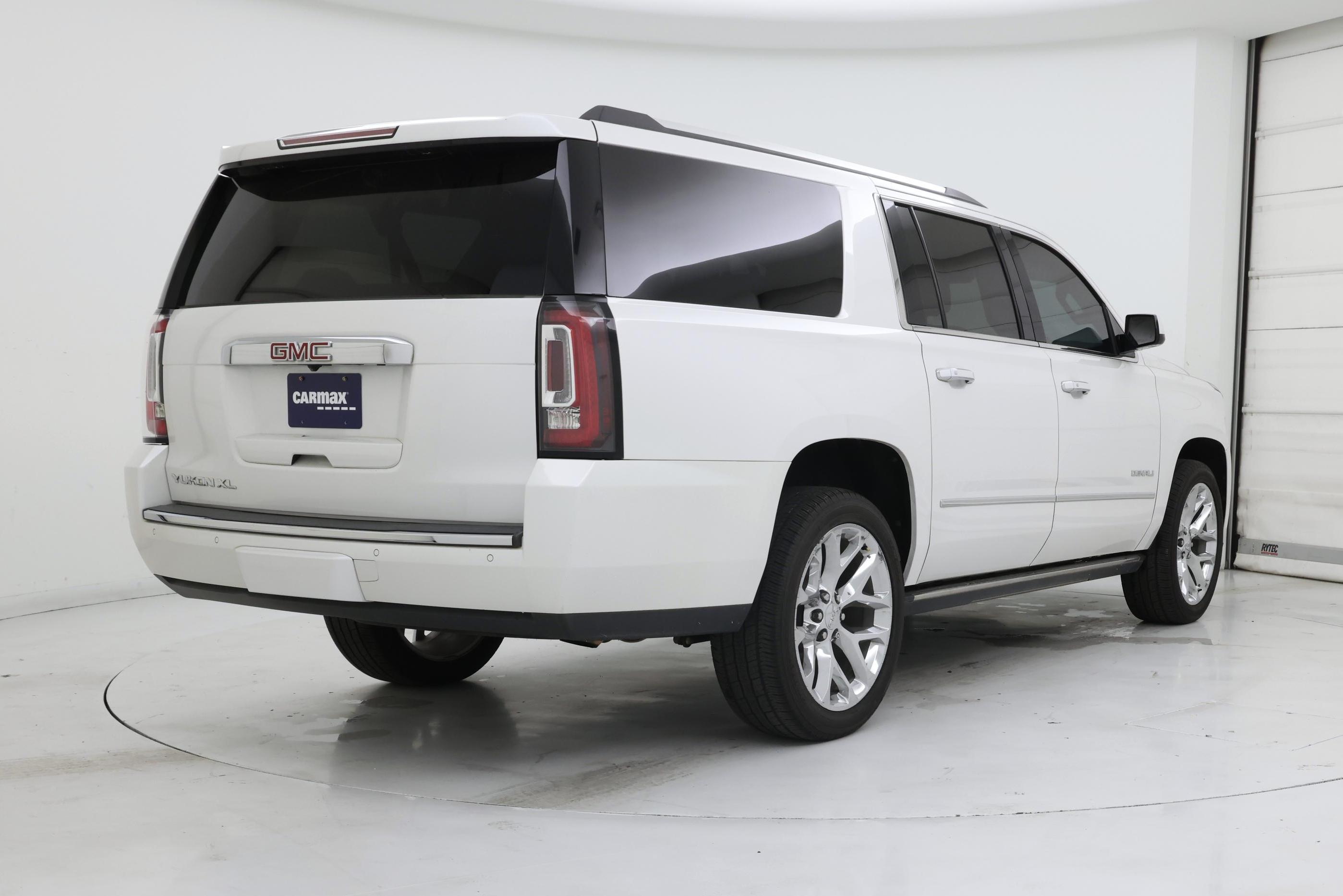 Thumbnail: 2019 GMC Yukon XL - 8