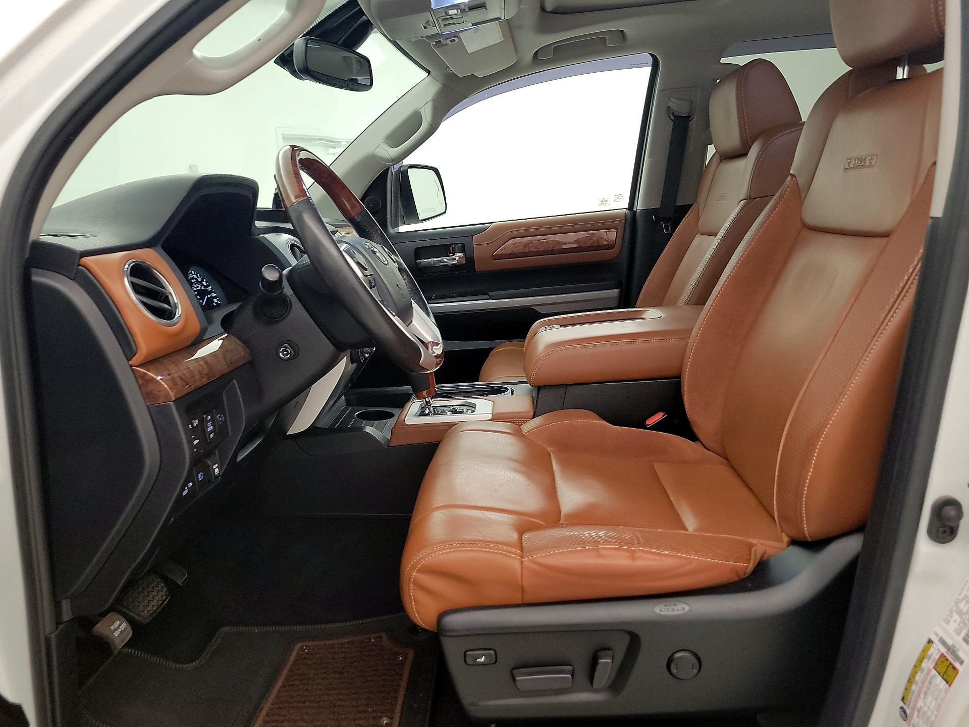 Thumbnail: 2020 Toyota Tundra - 11