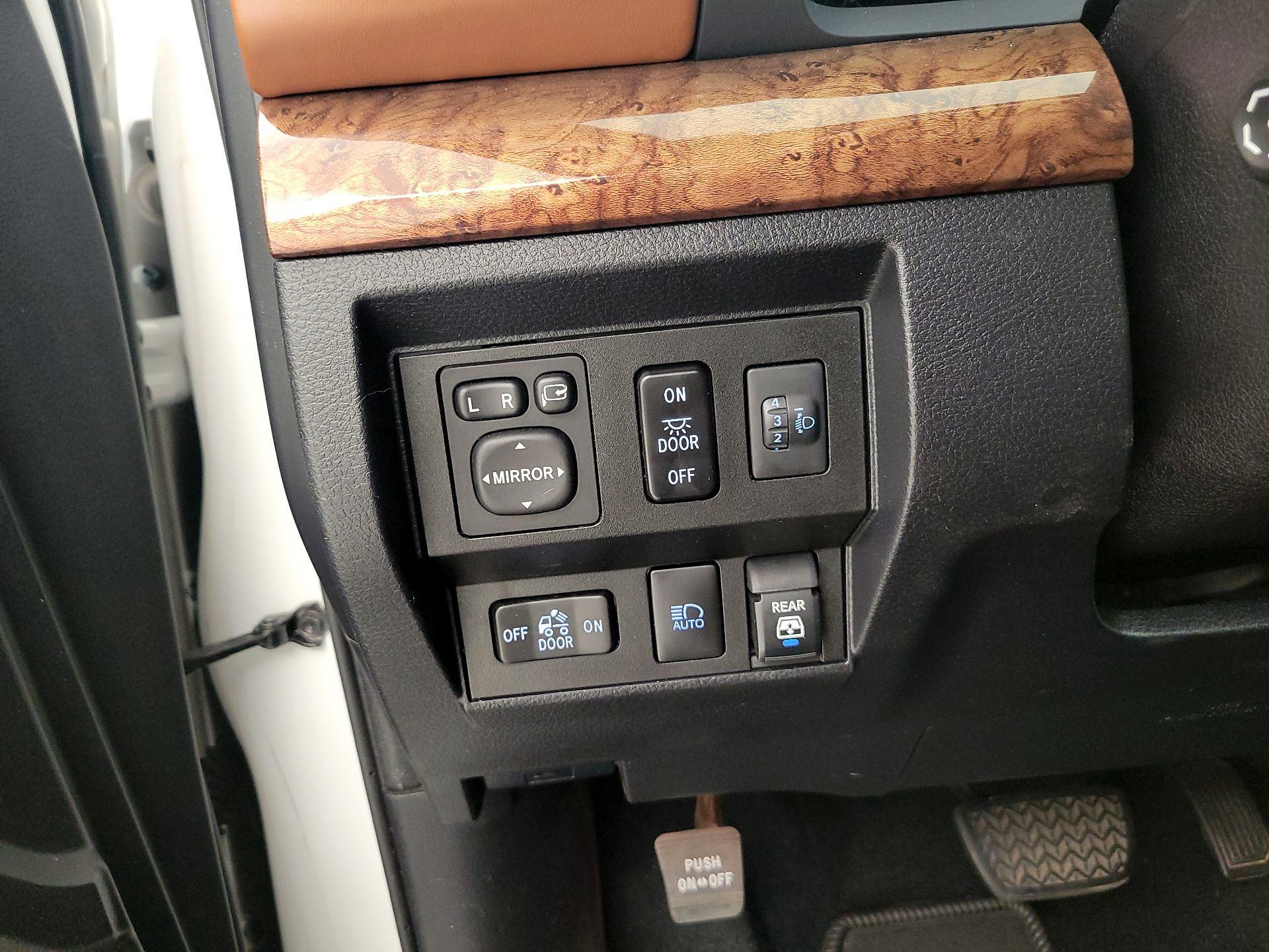 Thumbnail: 2020 Toyota Tundra - 13