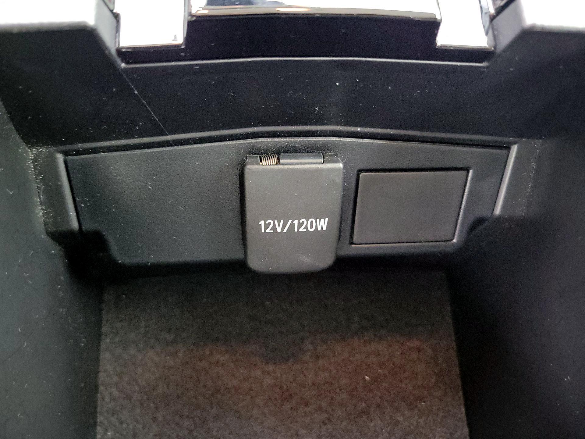 Thumbnail: 2021 Toyota Corolla - 18