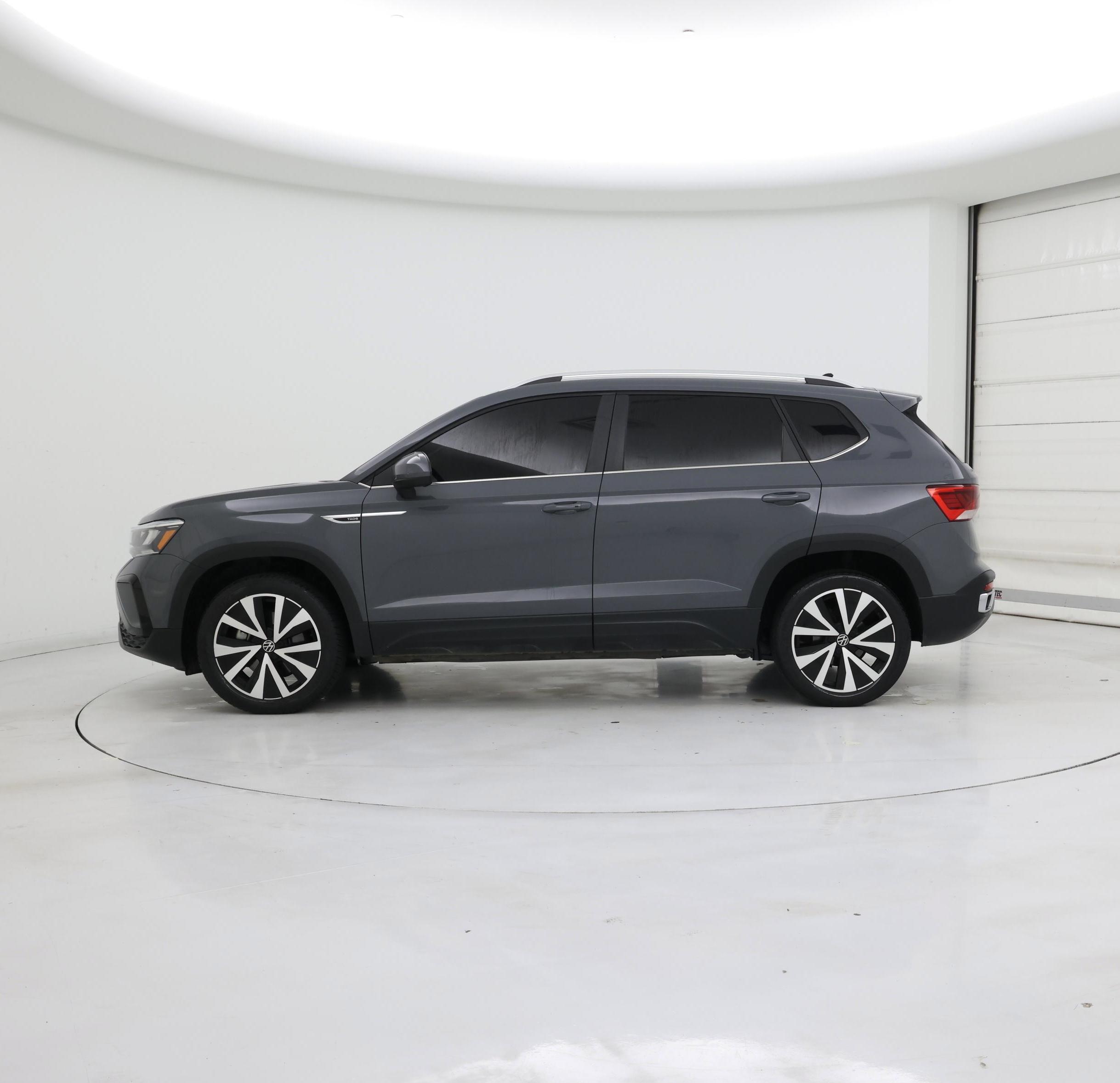 Thumbnail: 2022 Volkswagen Taos - 3