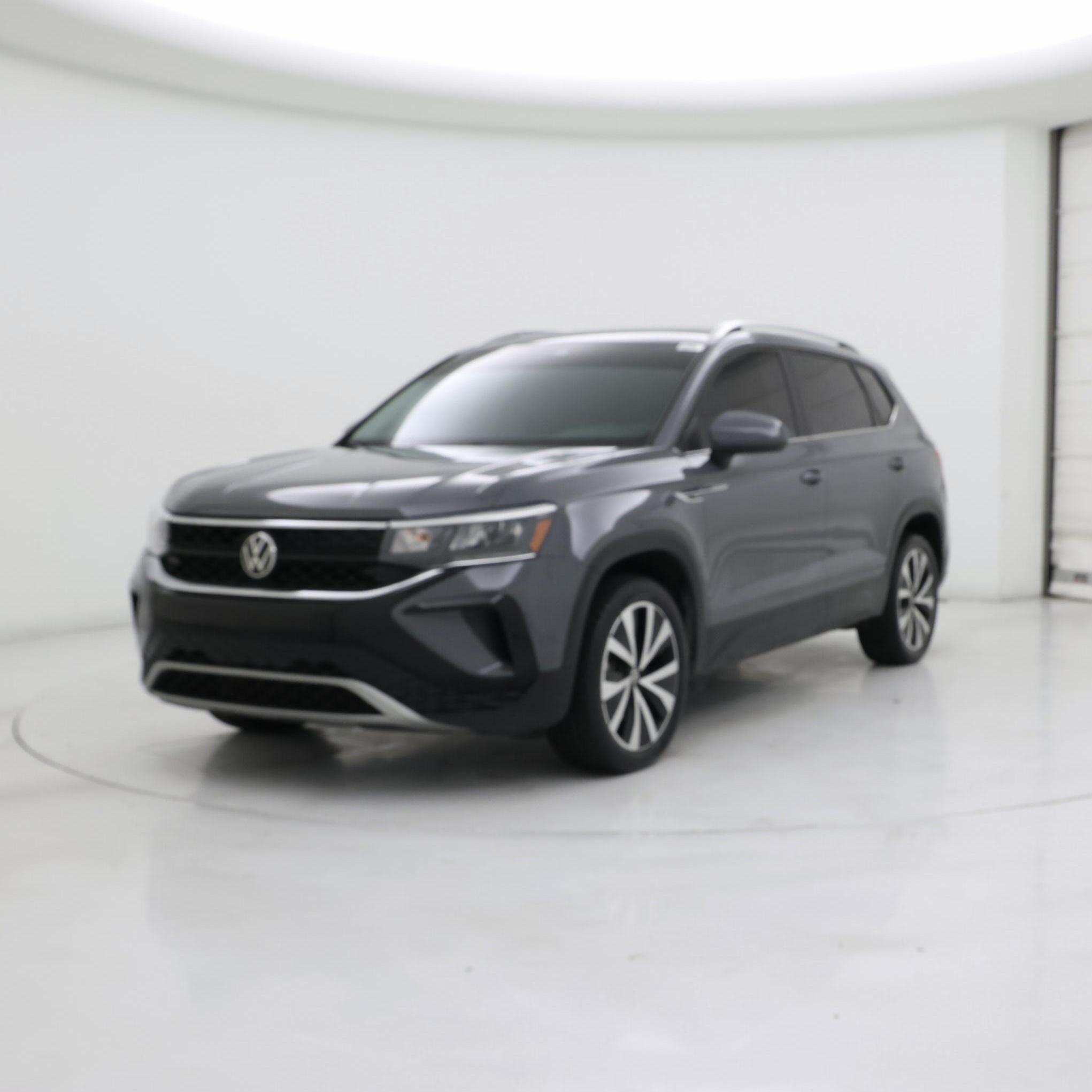 Thumbnail: 2022 Volkswagen Taos - 4