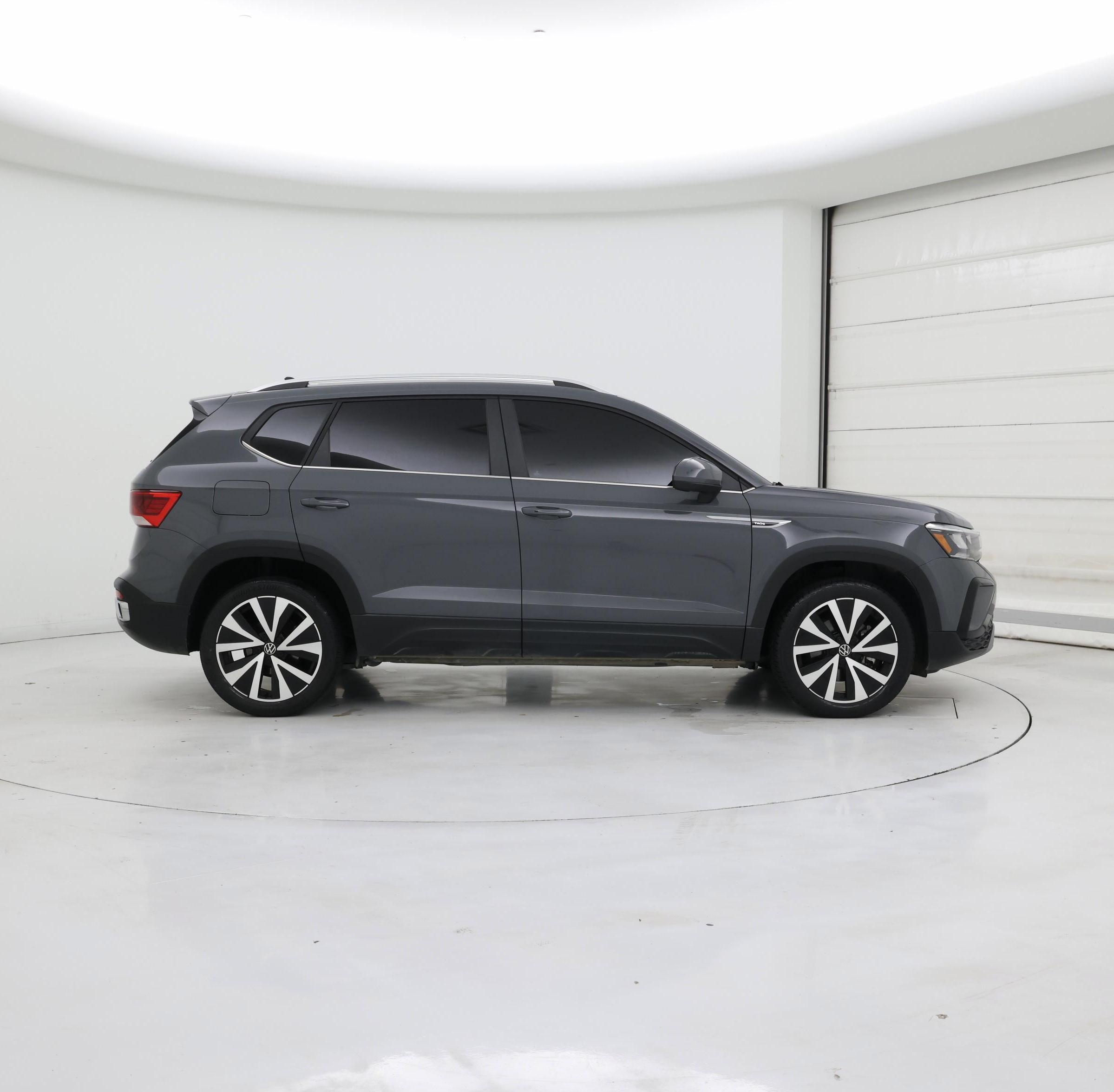 Thumbnail: 2022 Volkswagen Taos - 7