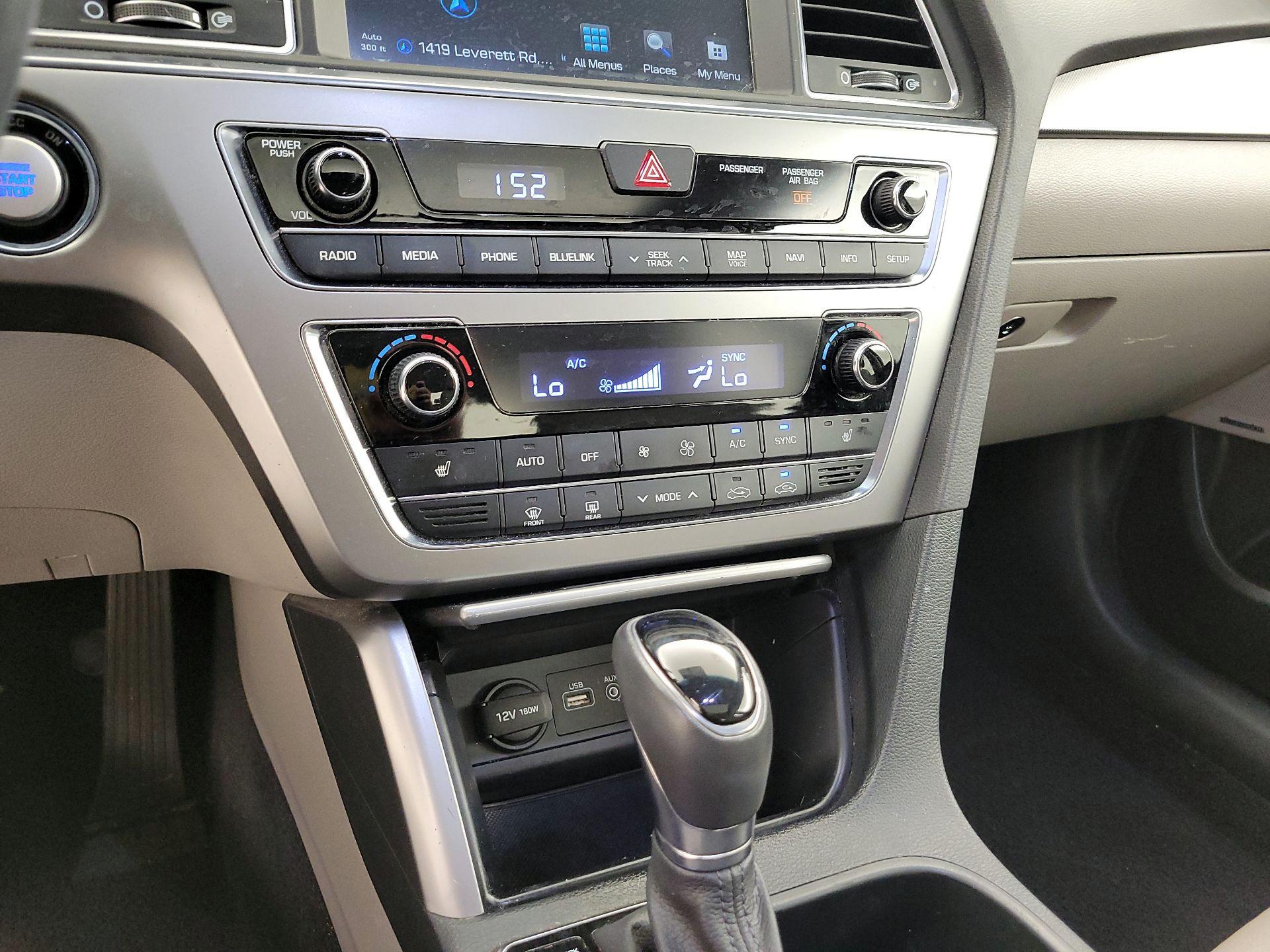 Thumbnail: 2016 Hyundai Sonata - 15