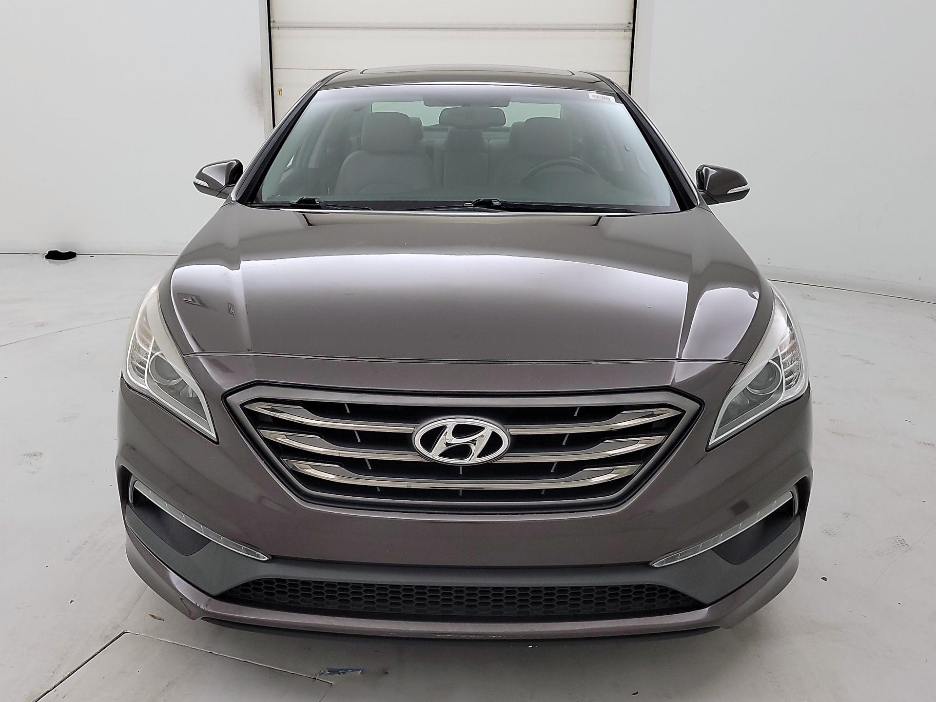 Thumbnail: 2016 Hyundai Sonata - 2