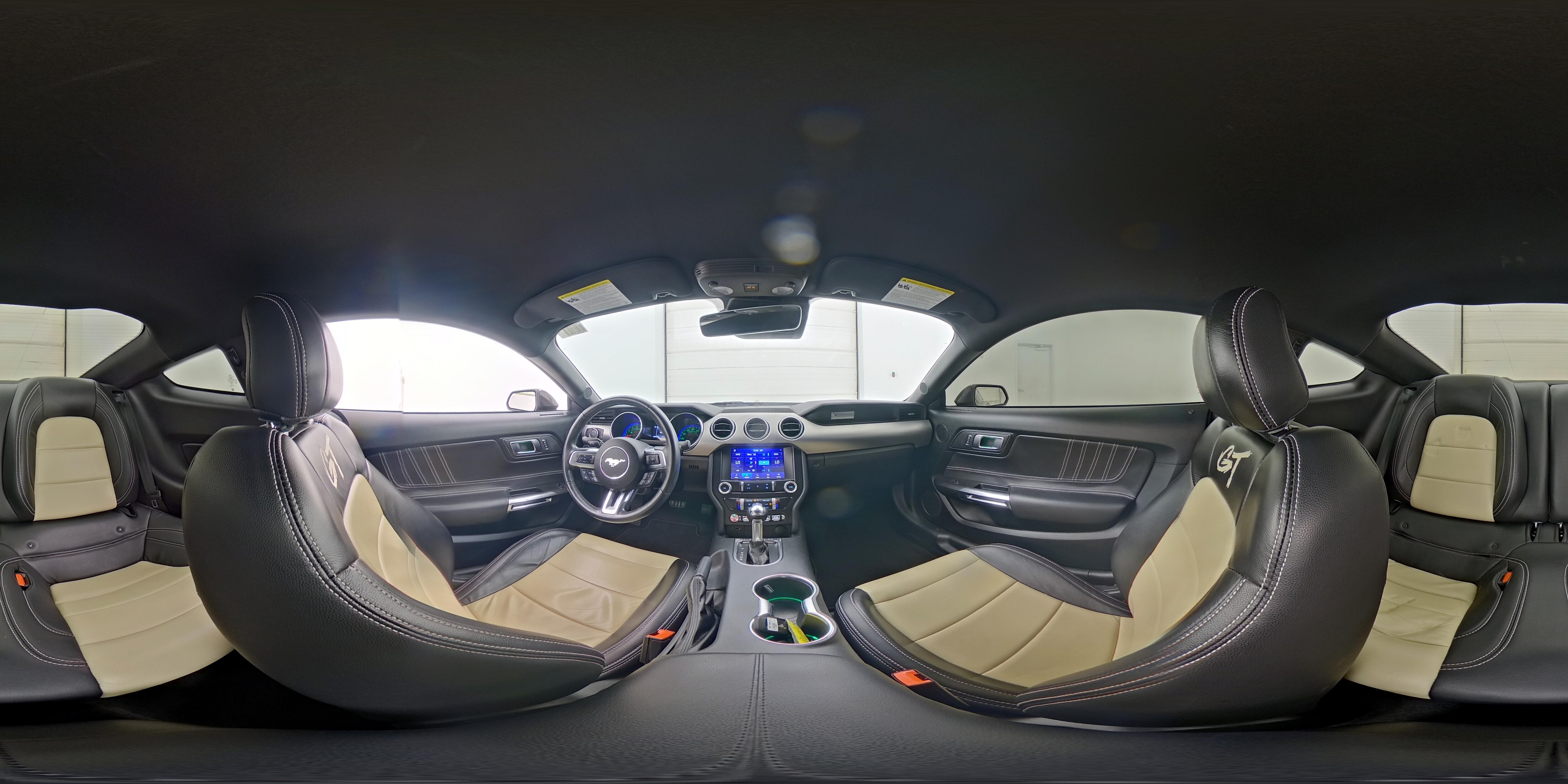 2023 Ford Mustang GT - Photo 22