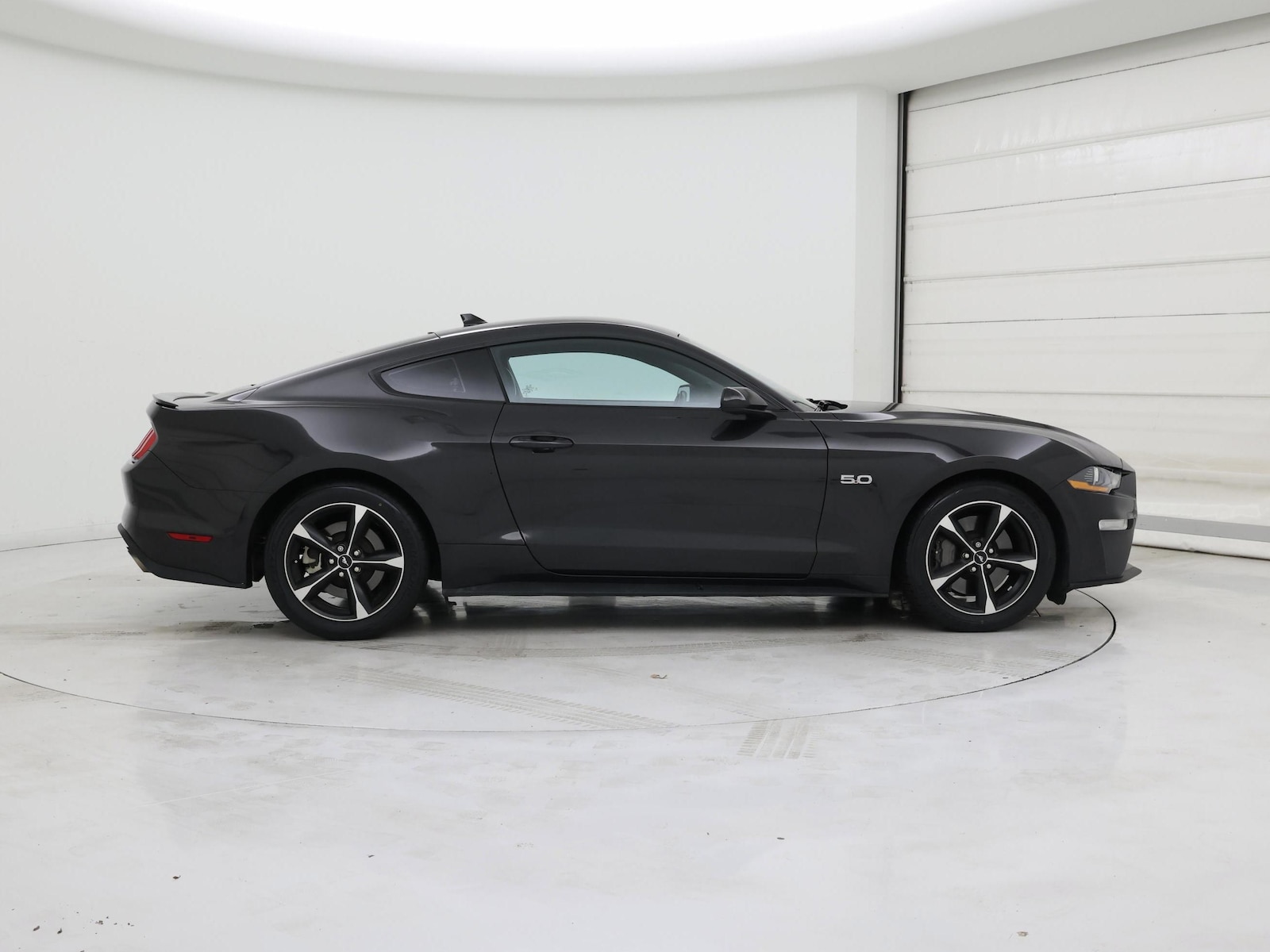 2023 Ford Mustang GT - Photo 8
