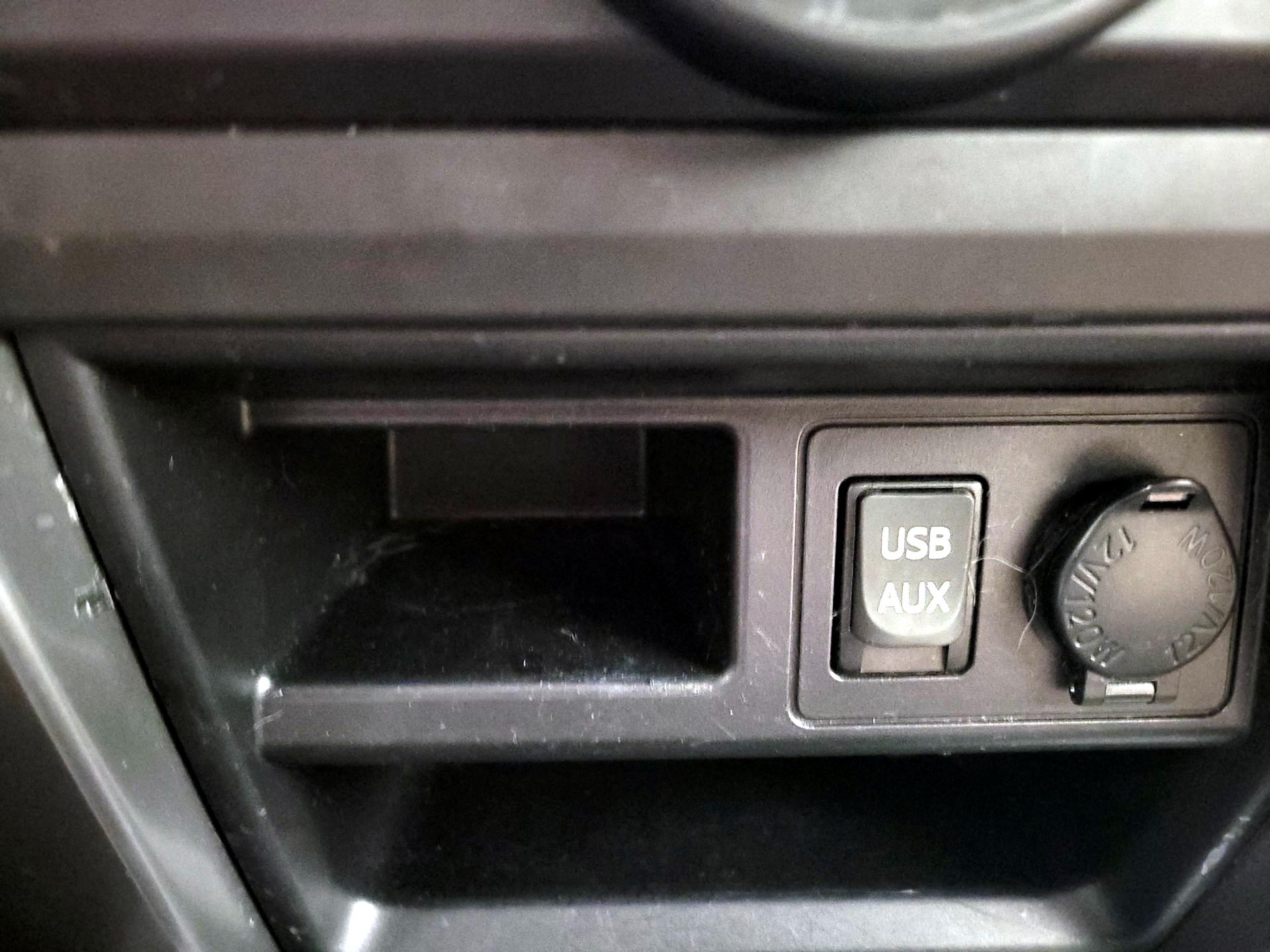 Thumbnail: 2017 Toyota 4Runner - 16