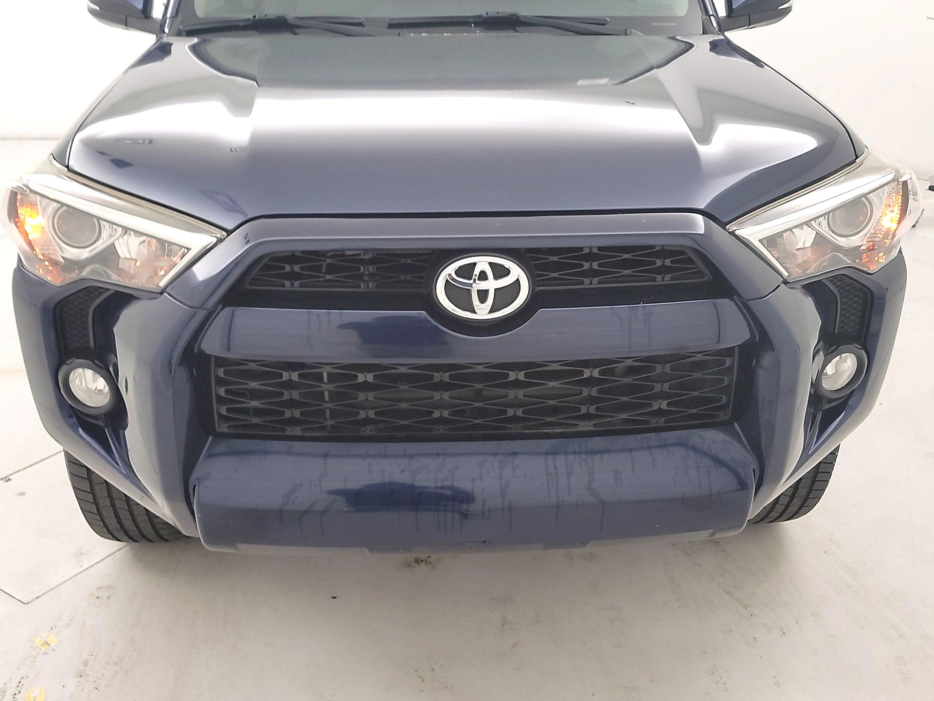 Thumbnail: 2017 Toyota 4Runner - 2