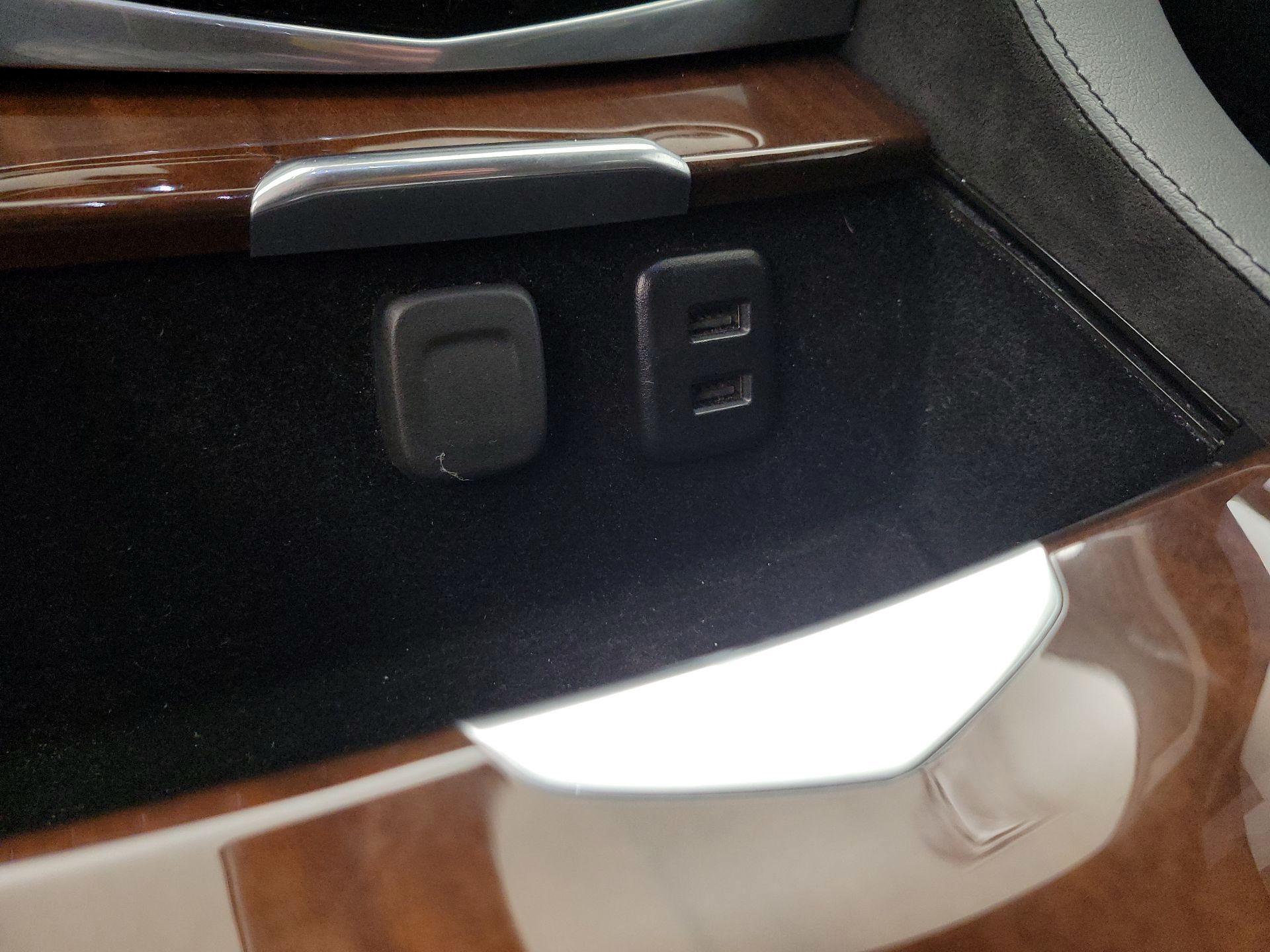 Thumbnail: 2020 Cadillac Escalade - 19