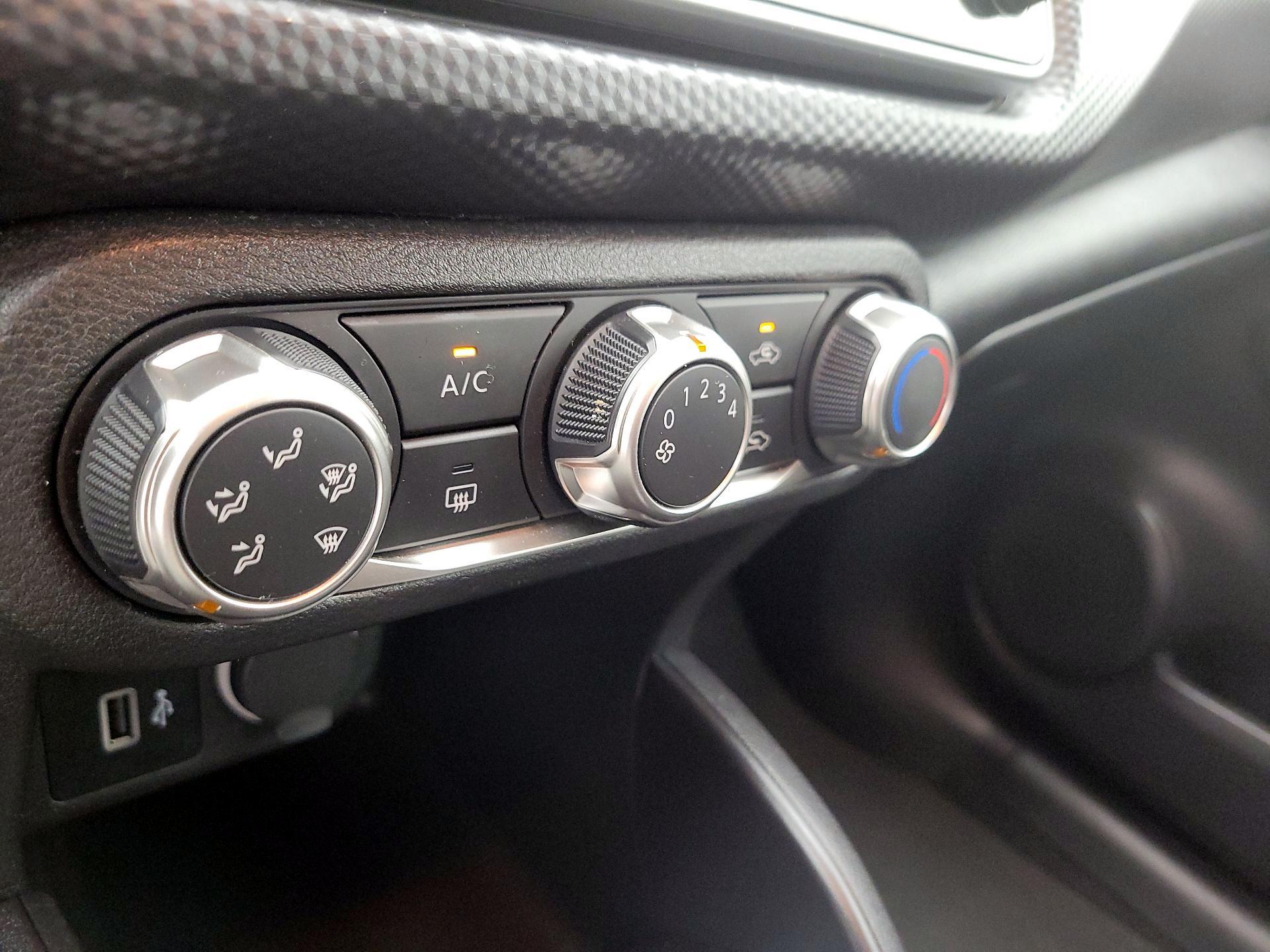 Thumbnail: 2023 Nissan Kicks - 16