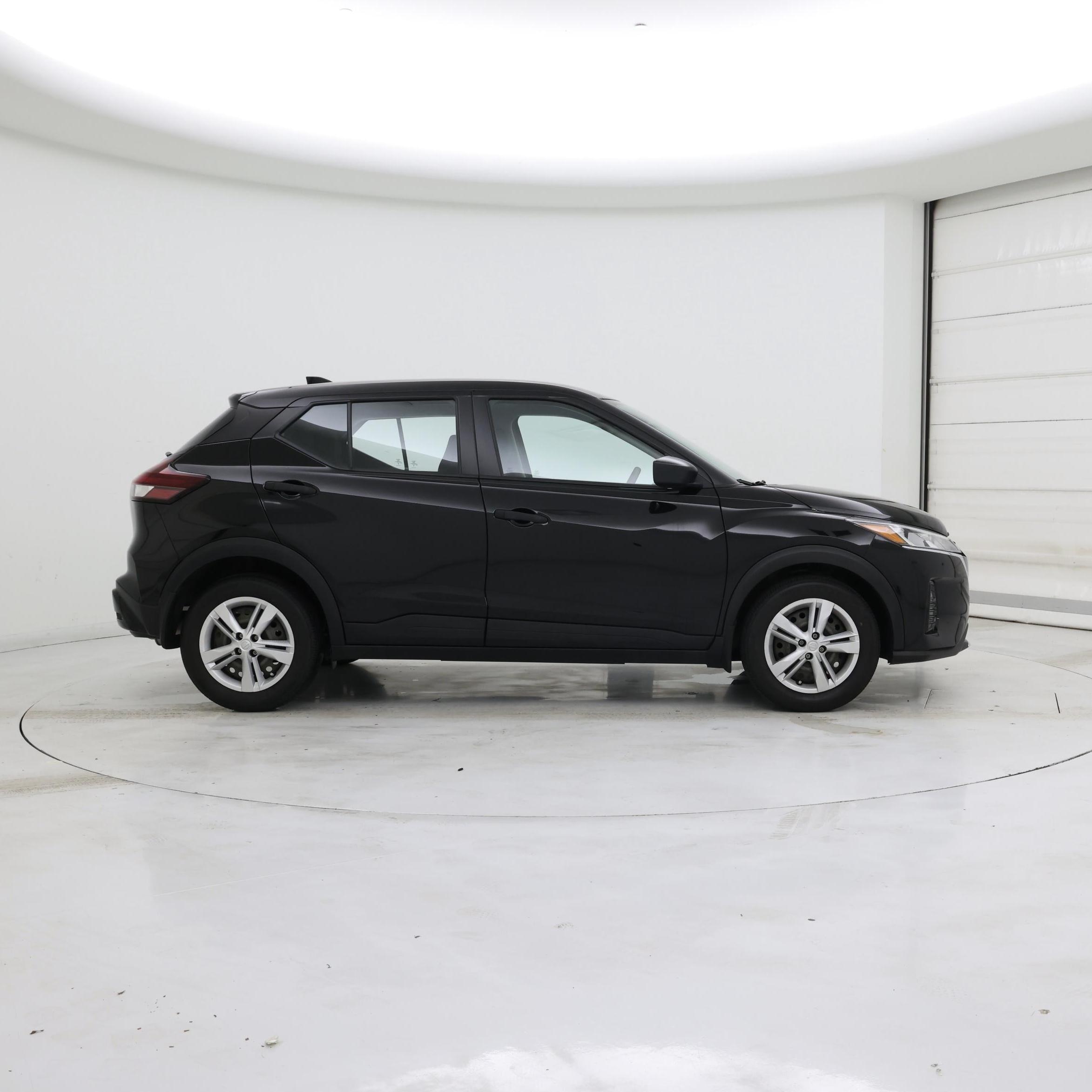 Thumbnail: 2023 Nissan Kicks - 7