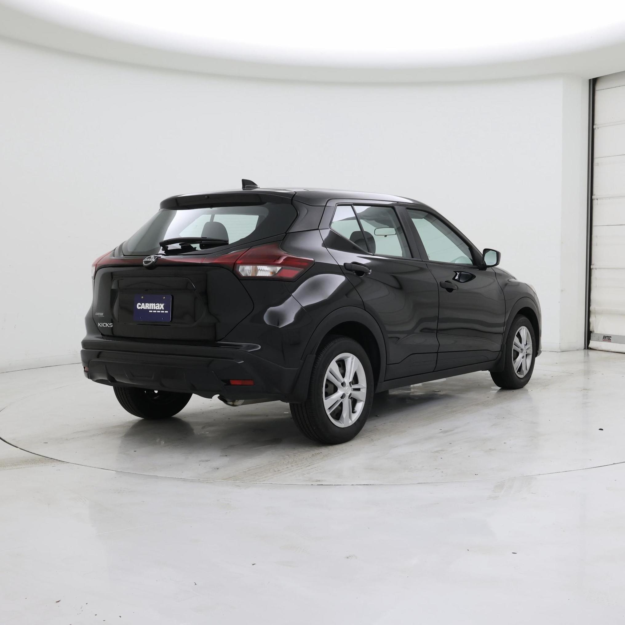 Thumbnail: 2023 Nissan Kicks - 8