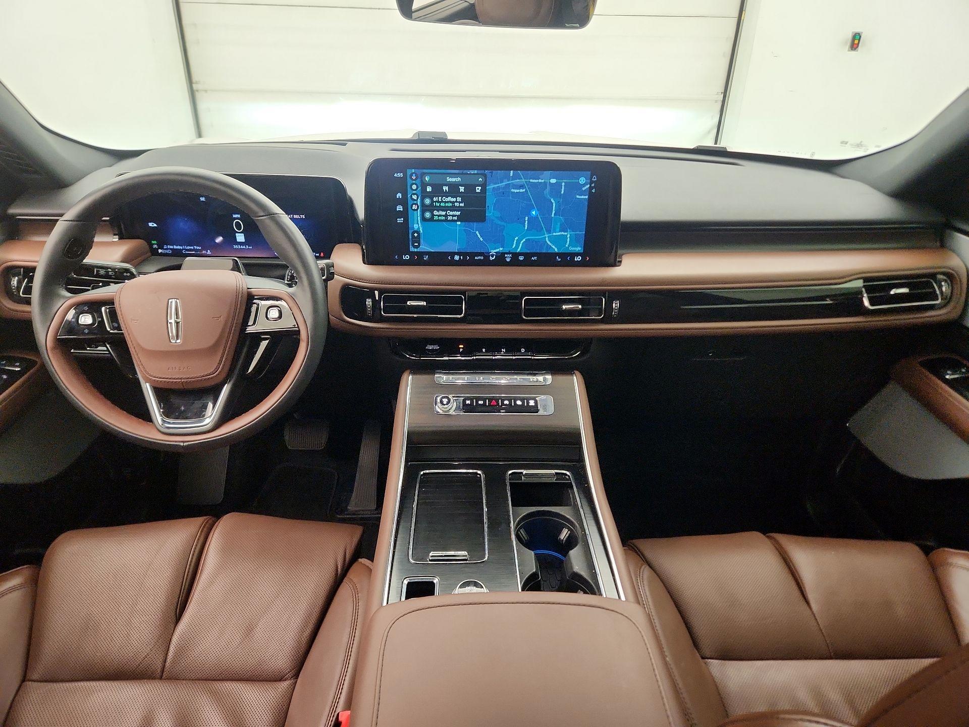 Thumbnail: 2025 Lincoln Aviator - 9