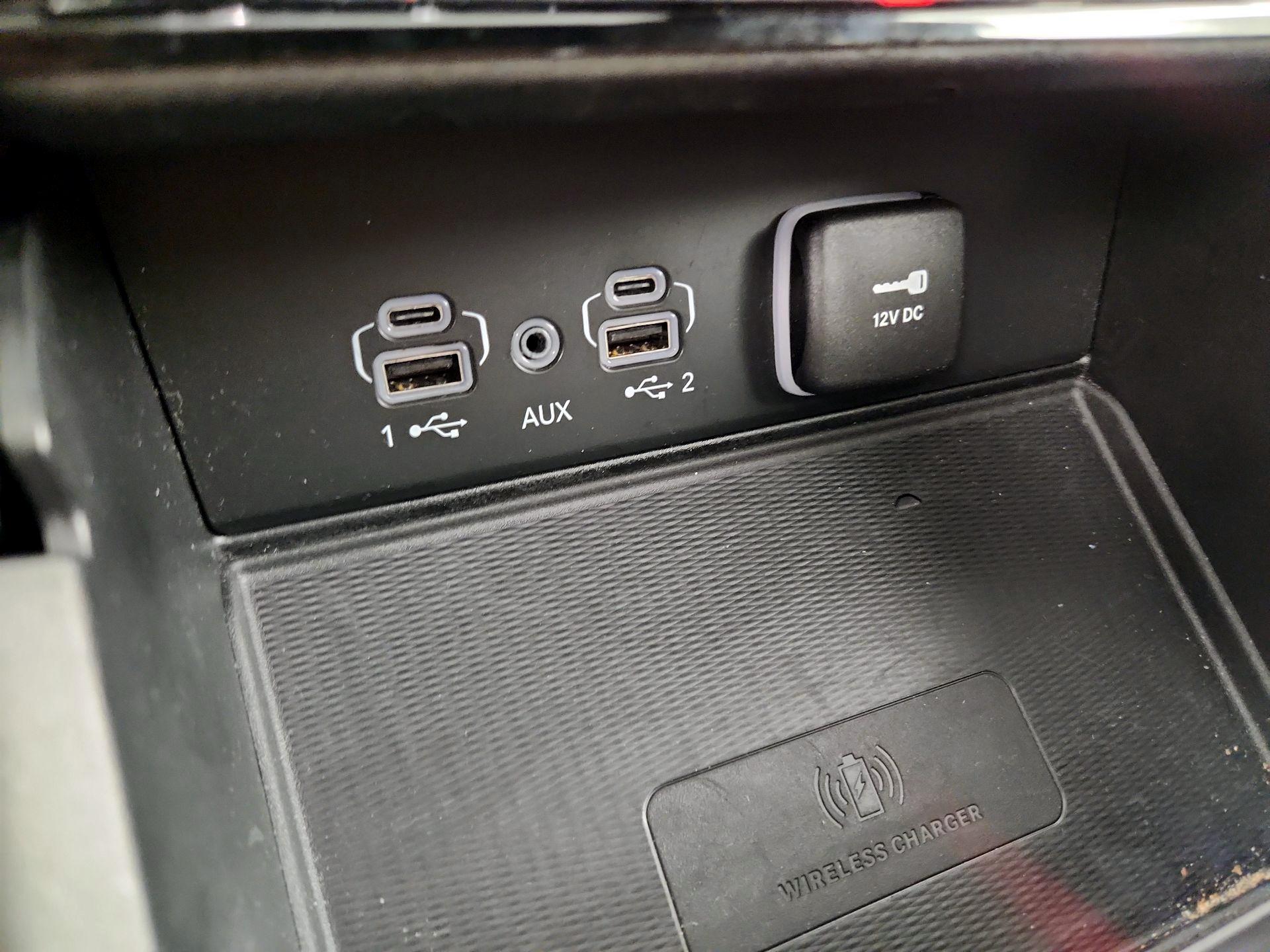 Thumbnail: 2024 Jeep Grand Cherokee - 18