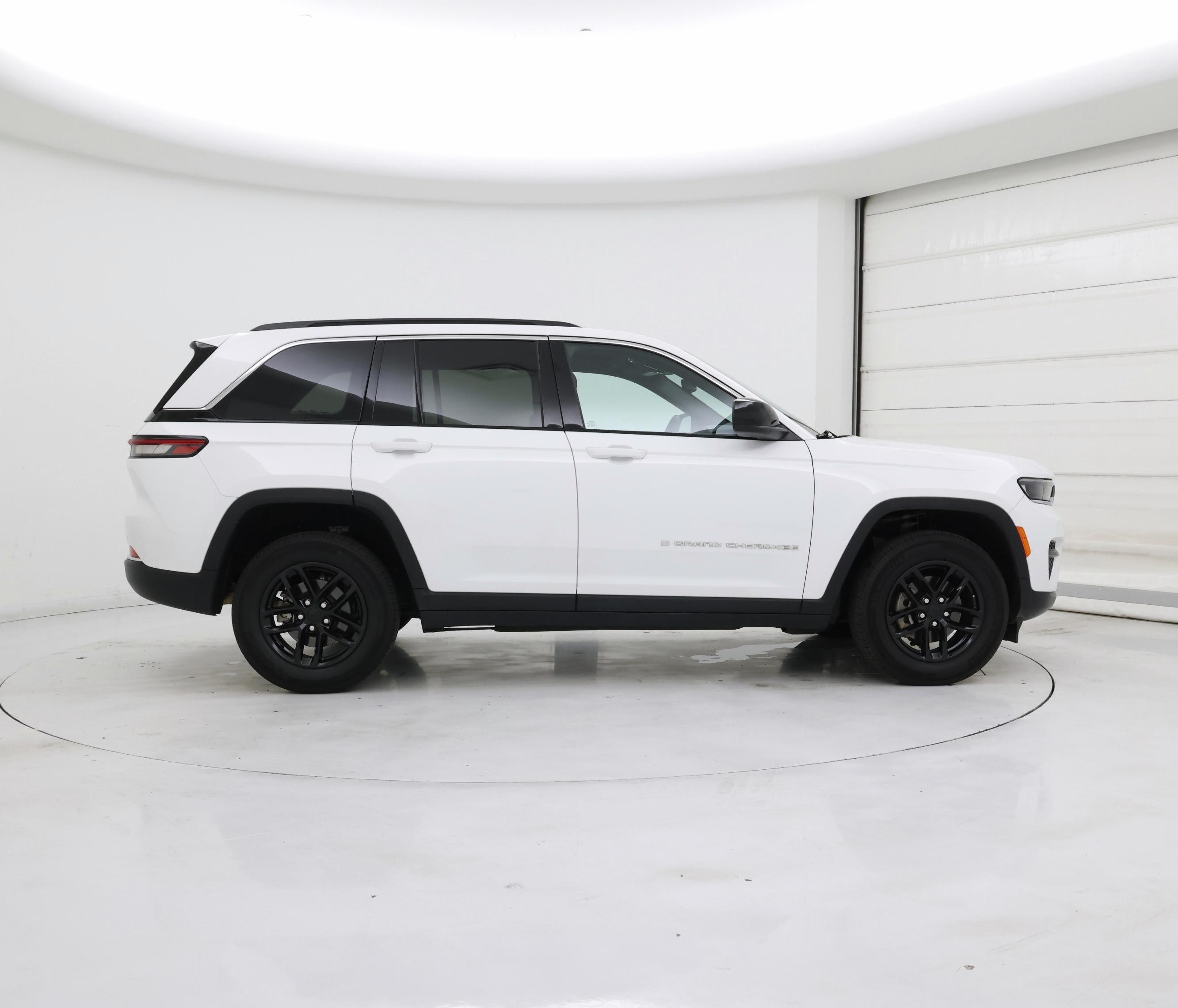 Thumbnail: 2024 Jeep Grand Cherokee - 7