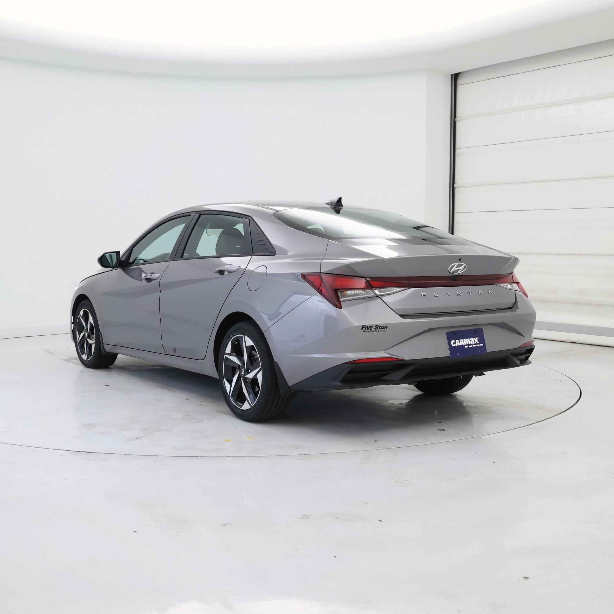 Thumbnail: 2023 Hyundai Elantra - 2