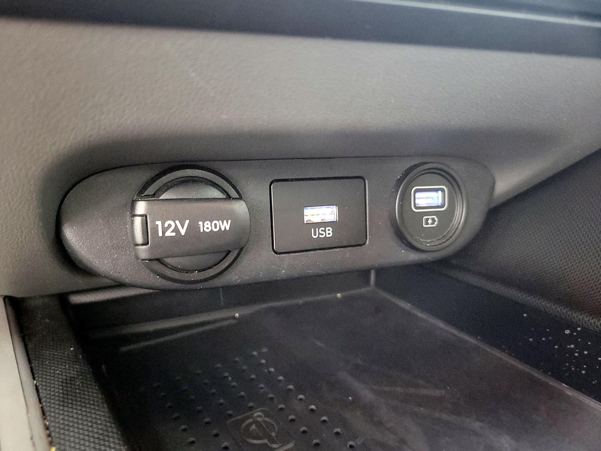 Thumbnail: 2023 Hyundai Elantra - 19