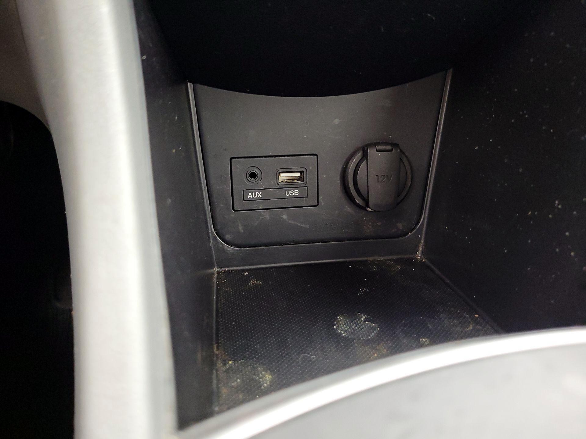 Thumbnail: 2014 Hyundai Accent - 17