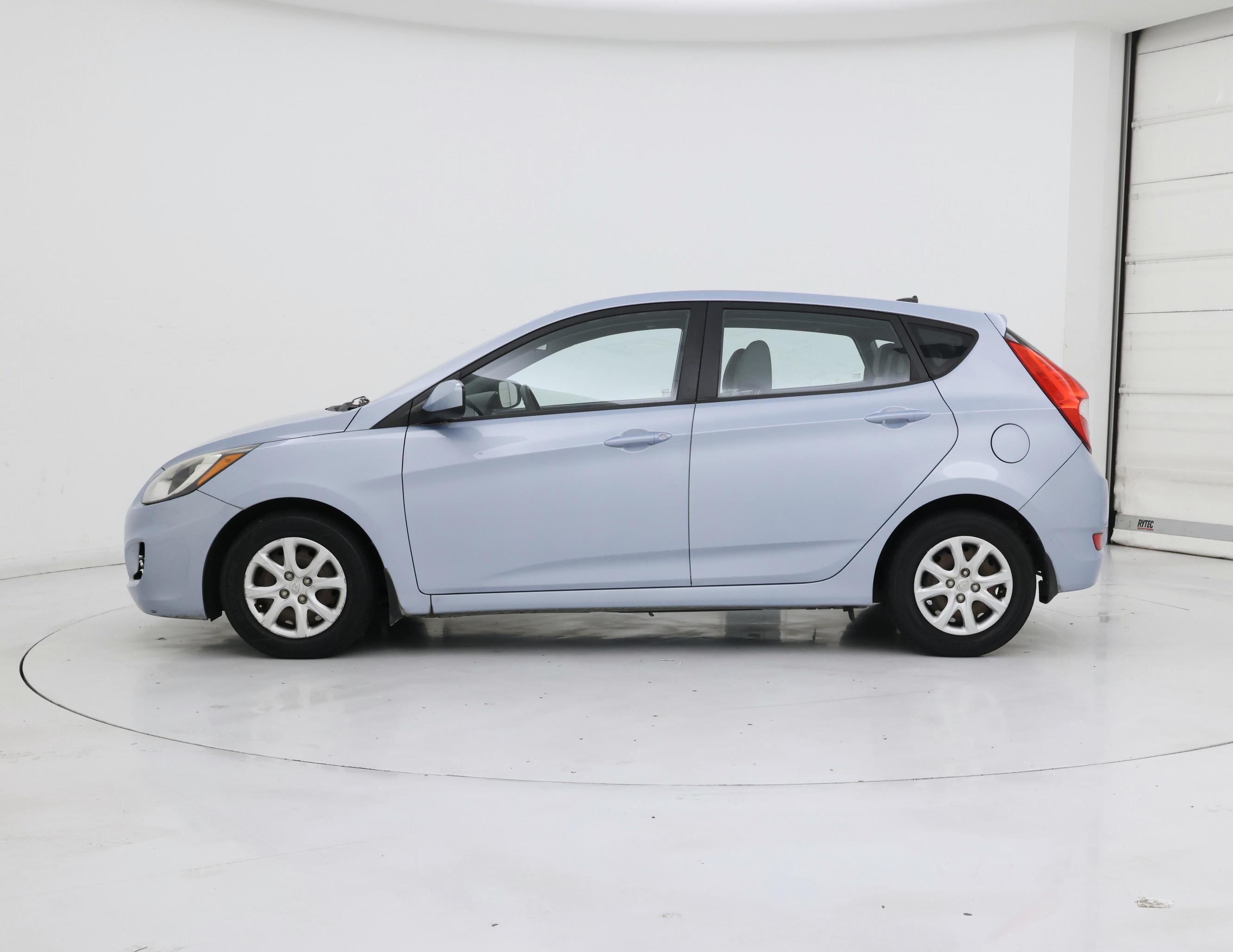 Thumbnail: 2014 Hyundai Accent - 3