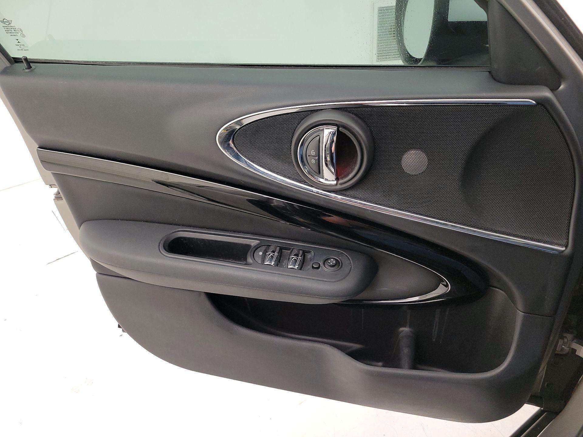 Thumbnail: 2020 MINI Cooper Clubman - 12