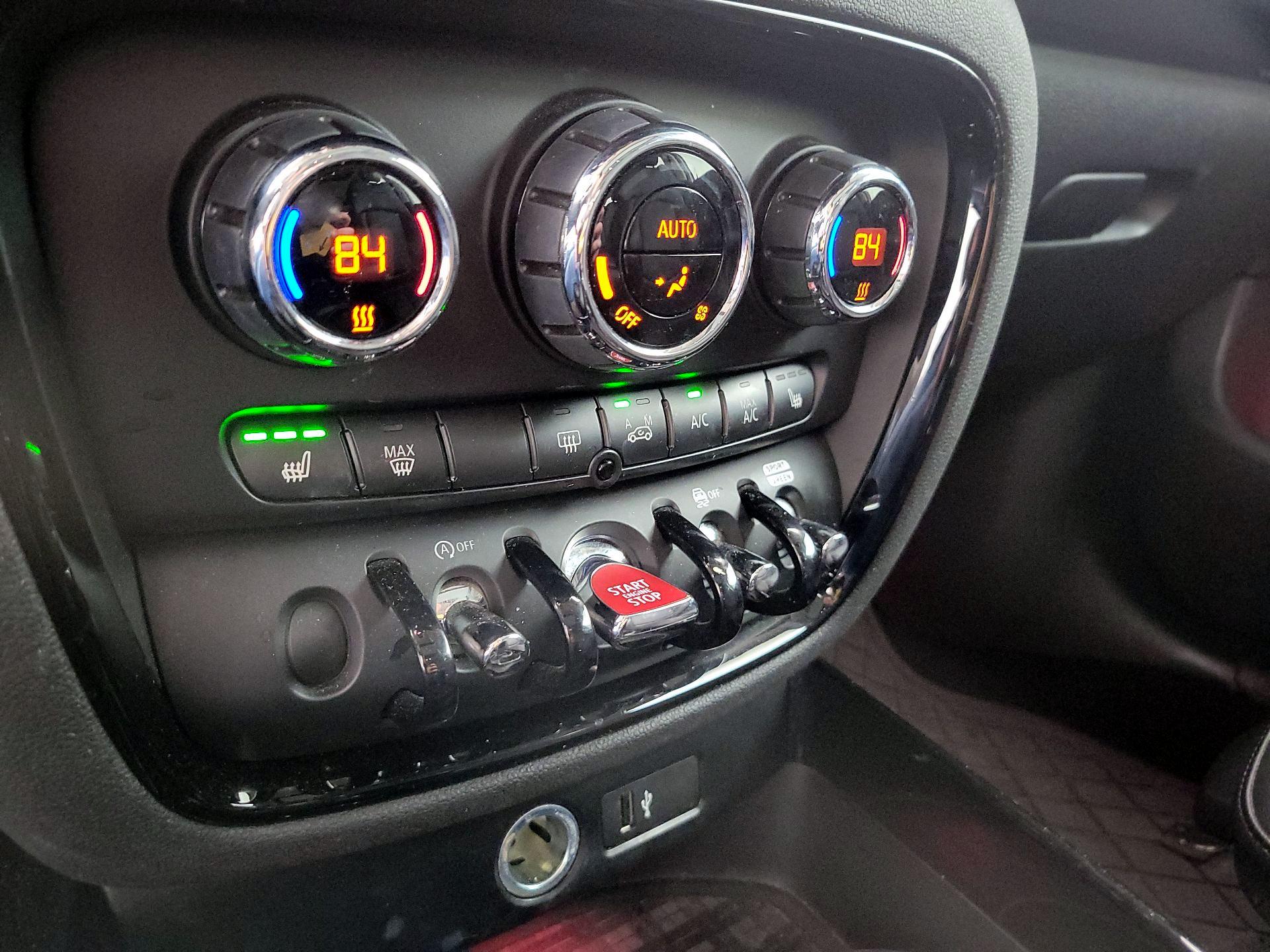 Thumbnail: 2020 MINI Cooper Clubman - 16