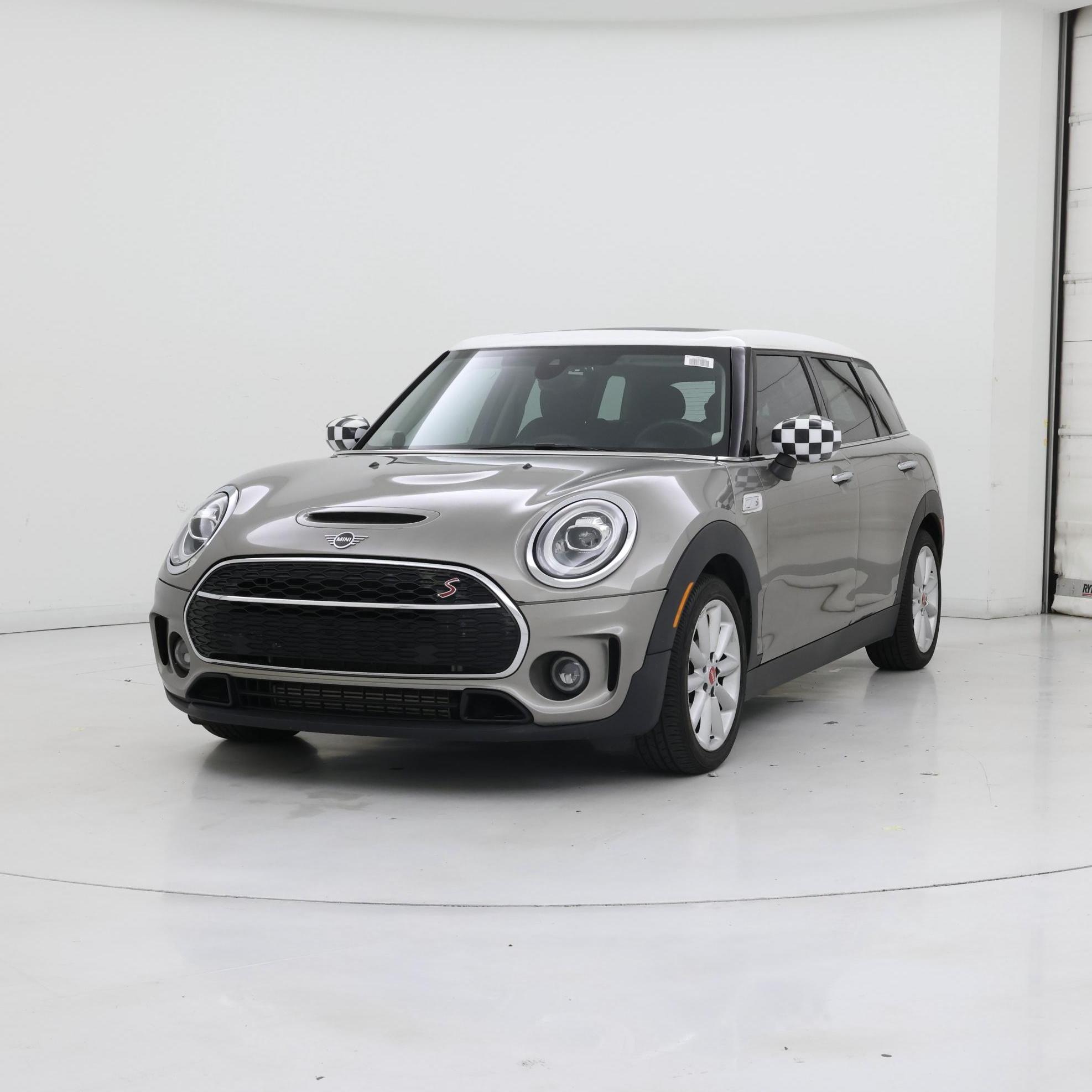 Thumbnail: 2020 MINI Cooper Clubman - 4