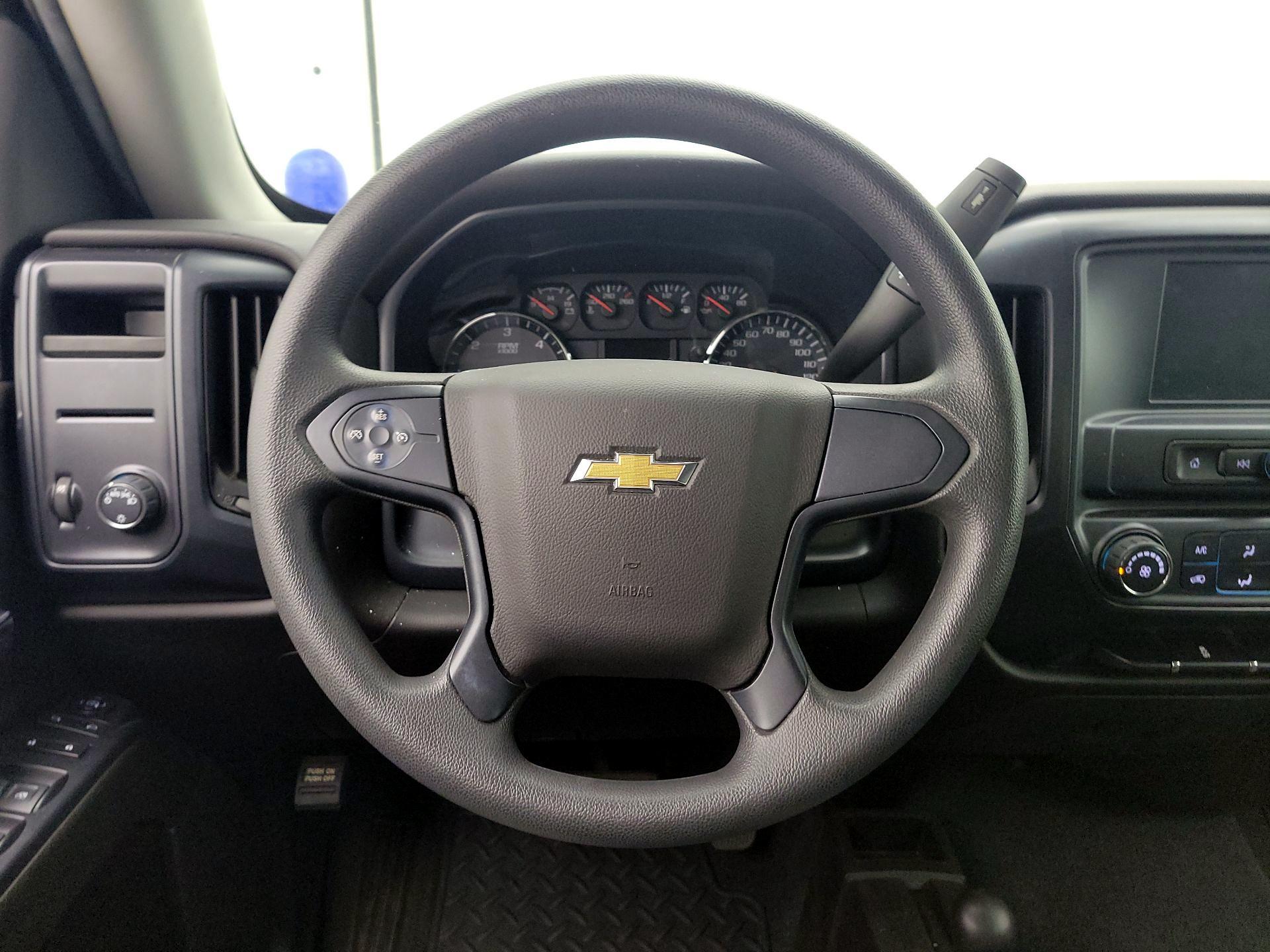 Thumbnail: 2019 Chevrolet Silverado 1500 - 10