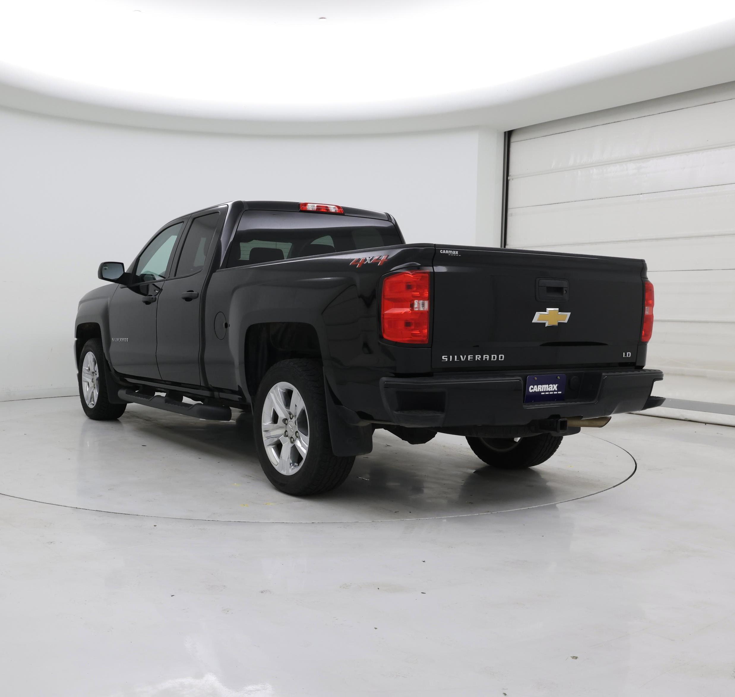 Thumbnail: 2019 Chevrolet Silverado 1500 - 2