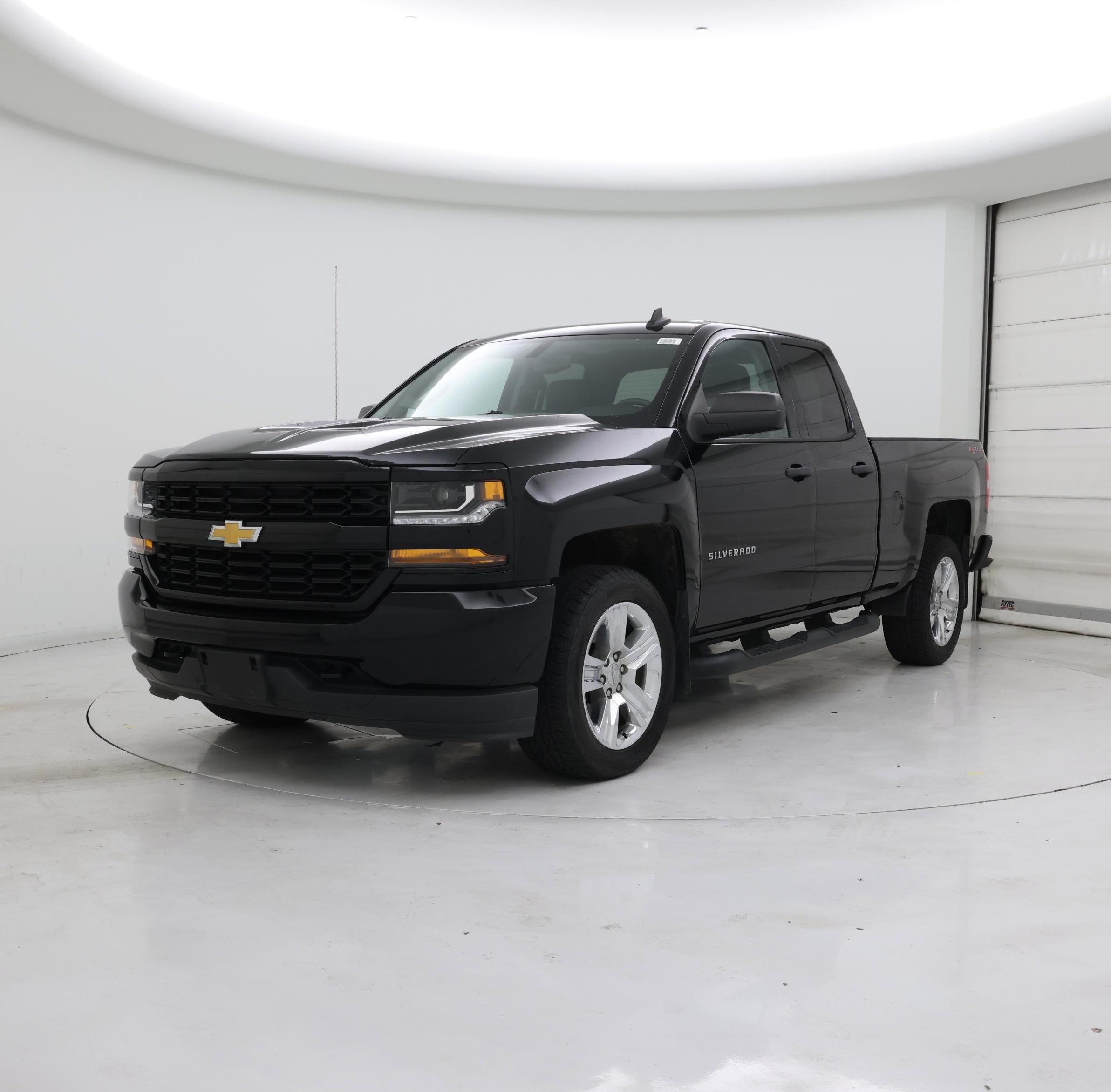 Thumbnail: 2019 Chevrolet Silverado 1500 - 4