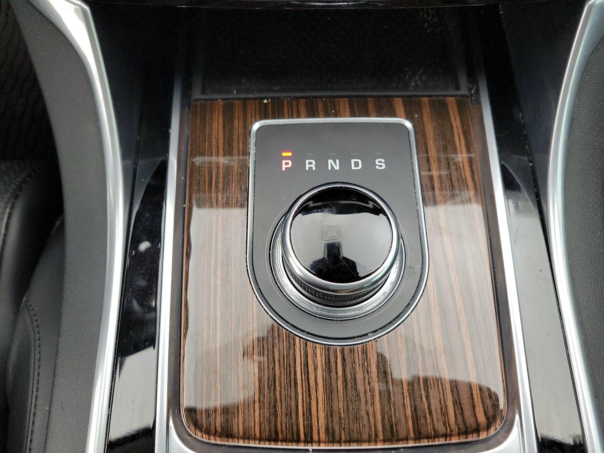 Thumbnail: 2017 Jaguar XE - 17