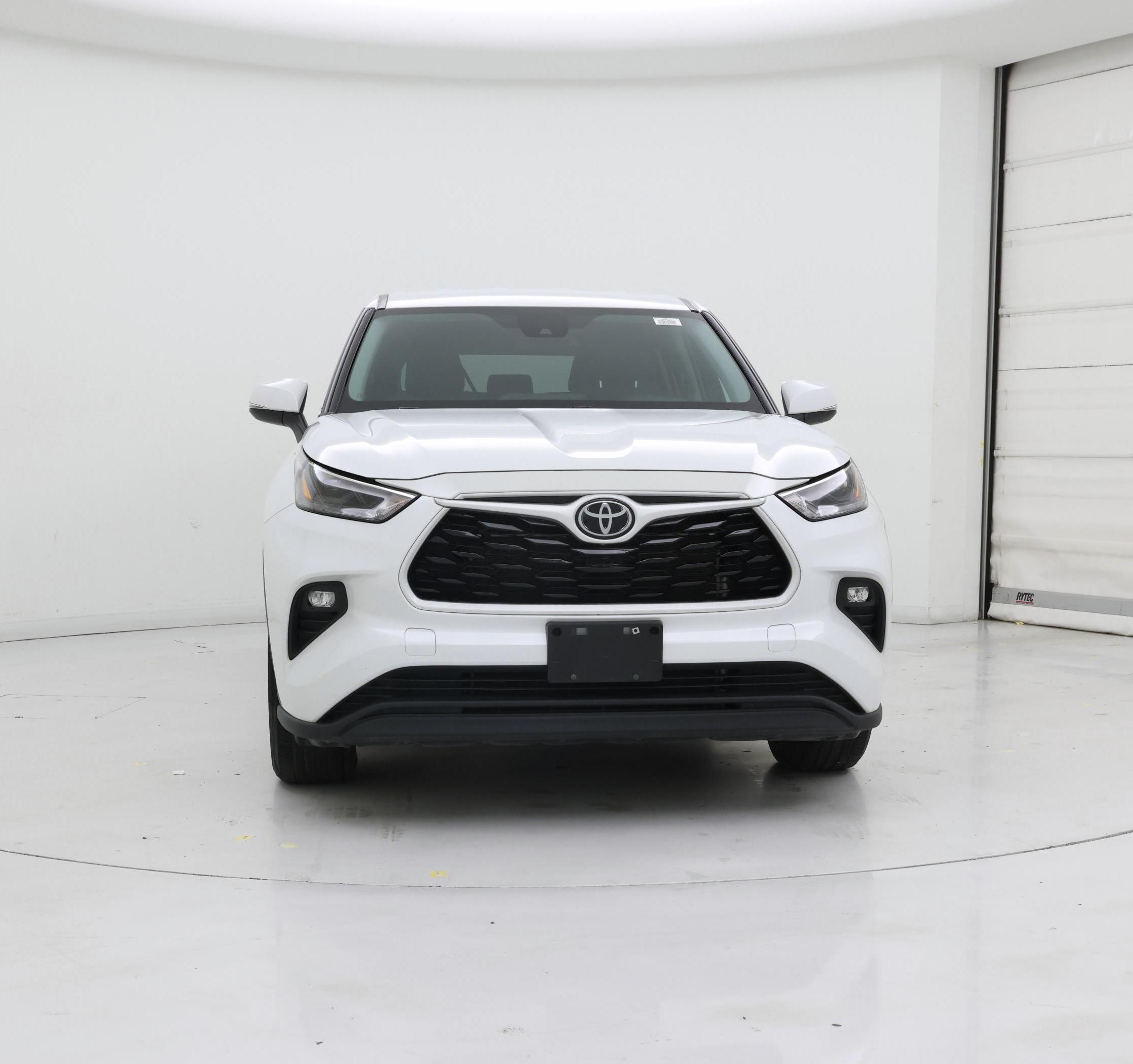 Thumbnail: 2023 Toyota Highlander - 5