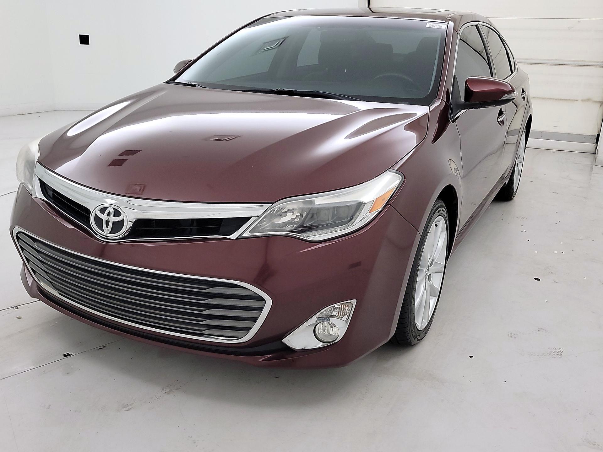 Thumbnail: 2015 Toyota Avalon - 3