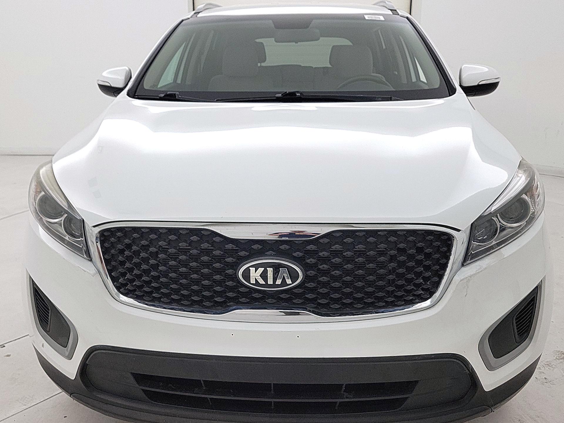 Thumbnail: 2017 Kia Sorento - 2