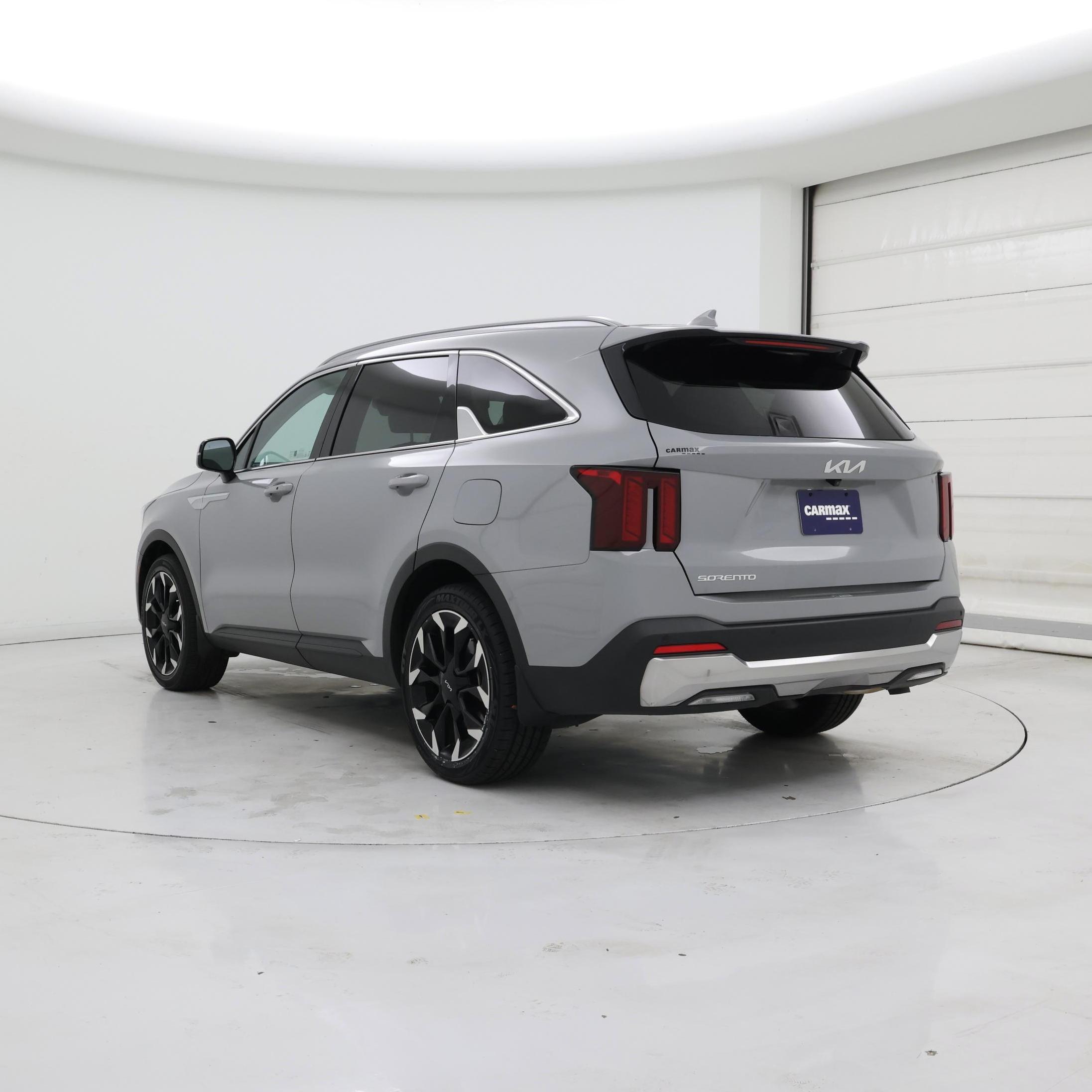 Thumbnail: 2024 Kia Sorento - 2