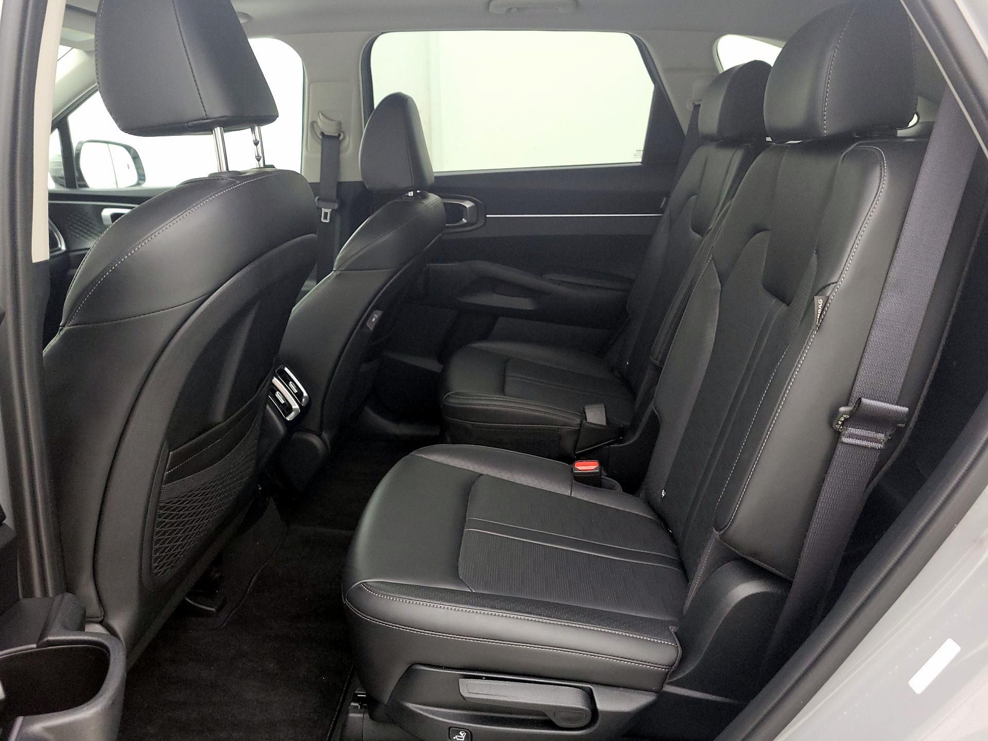 Thumbnail: 2024 Kia Sorento - 20