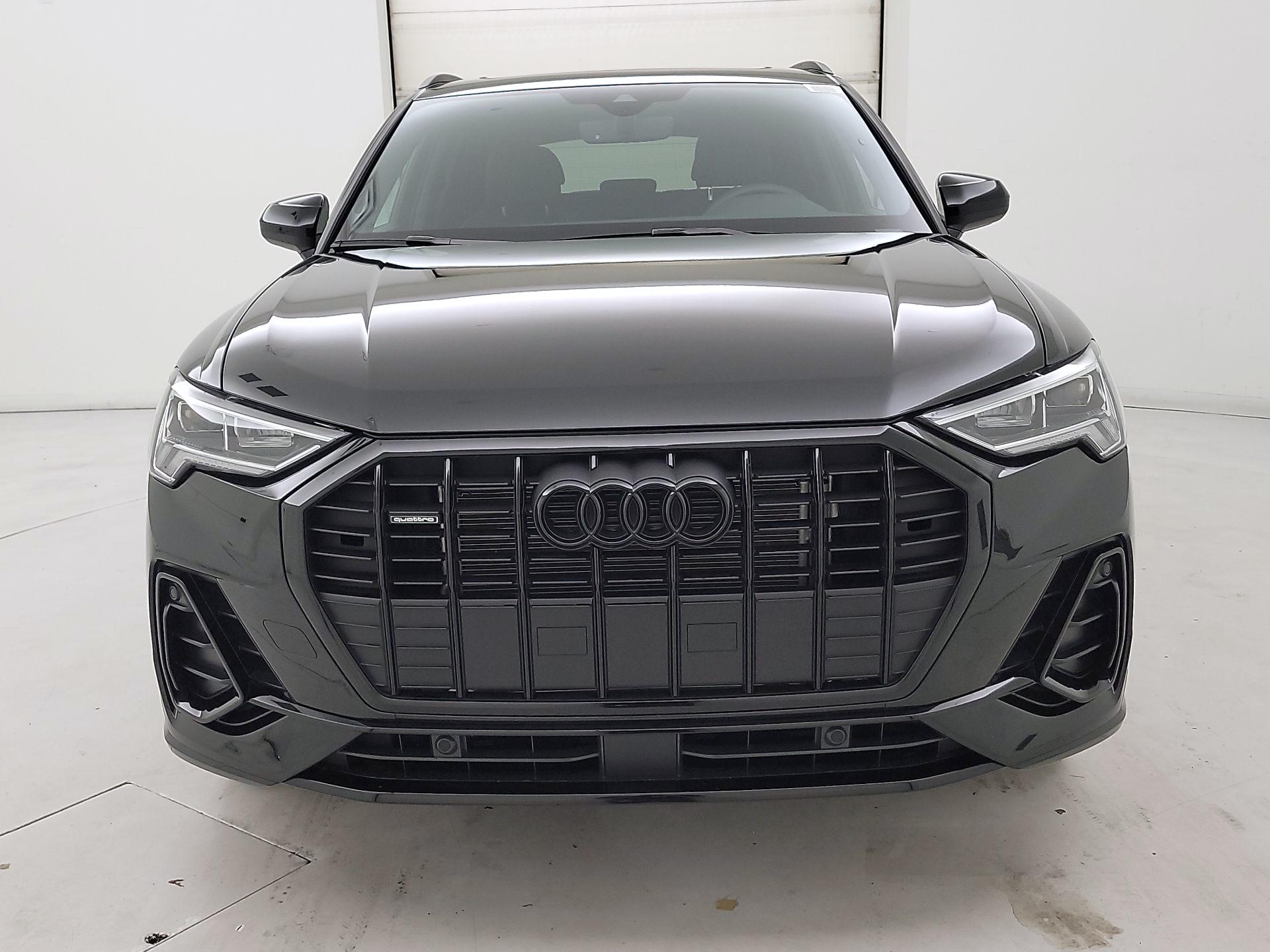 Thumbnail: 2025 Audi Q3 - 2