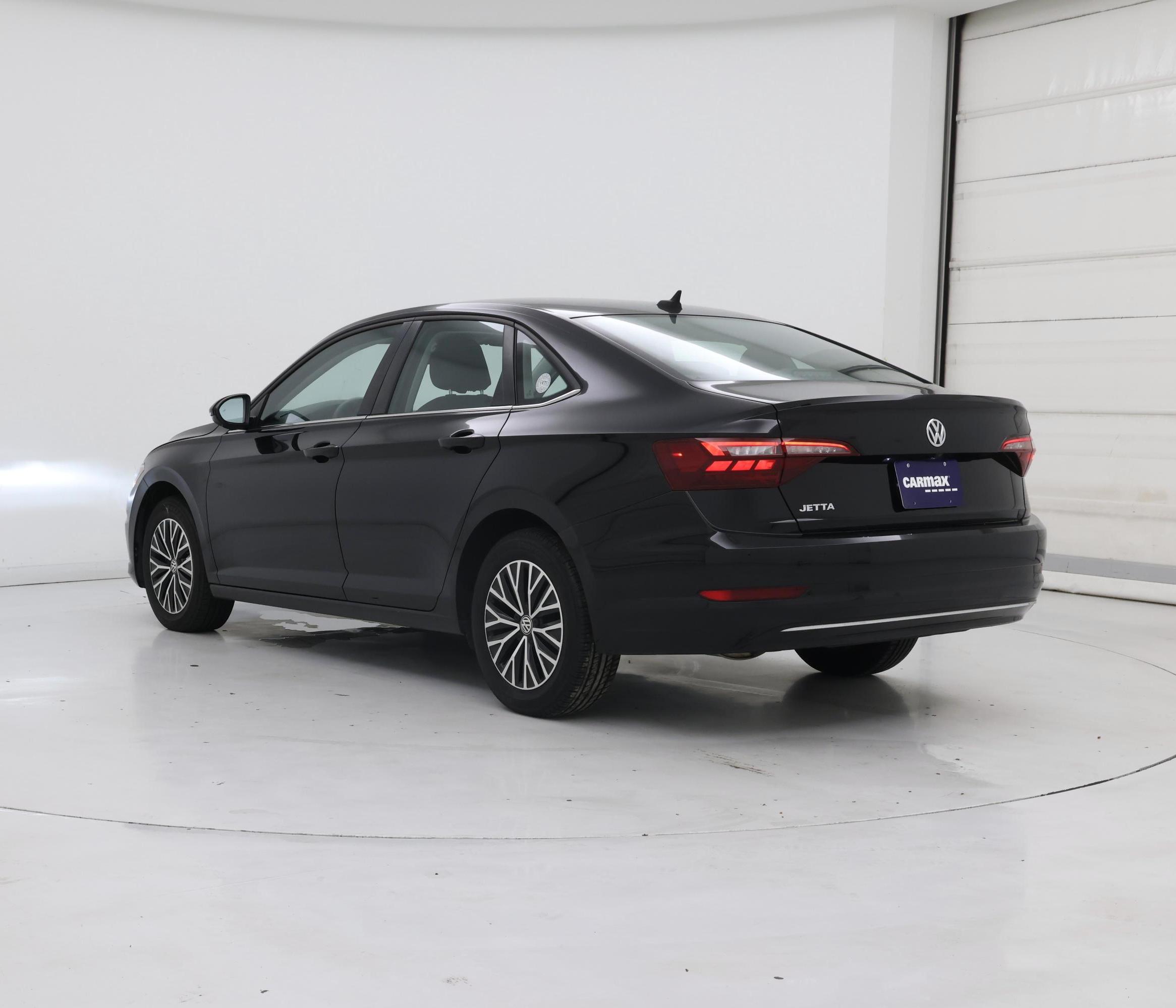 Thumbnail: 2021 Volkswagen Jetta - 2