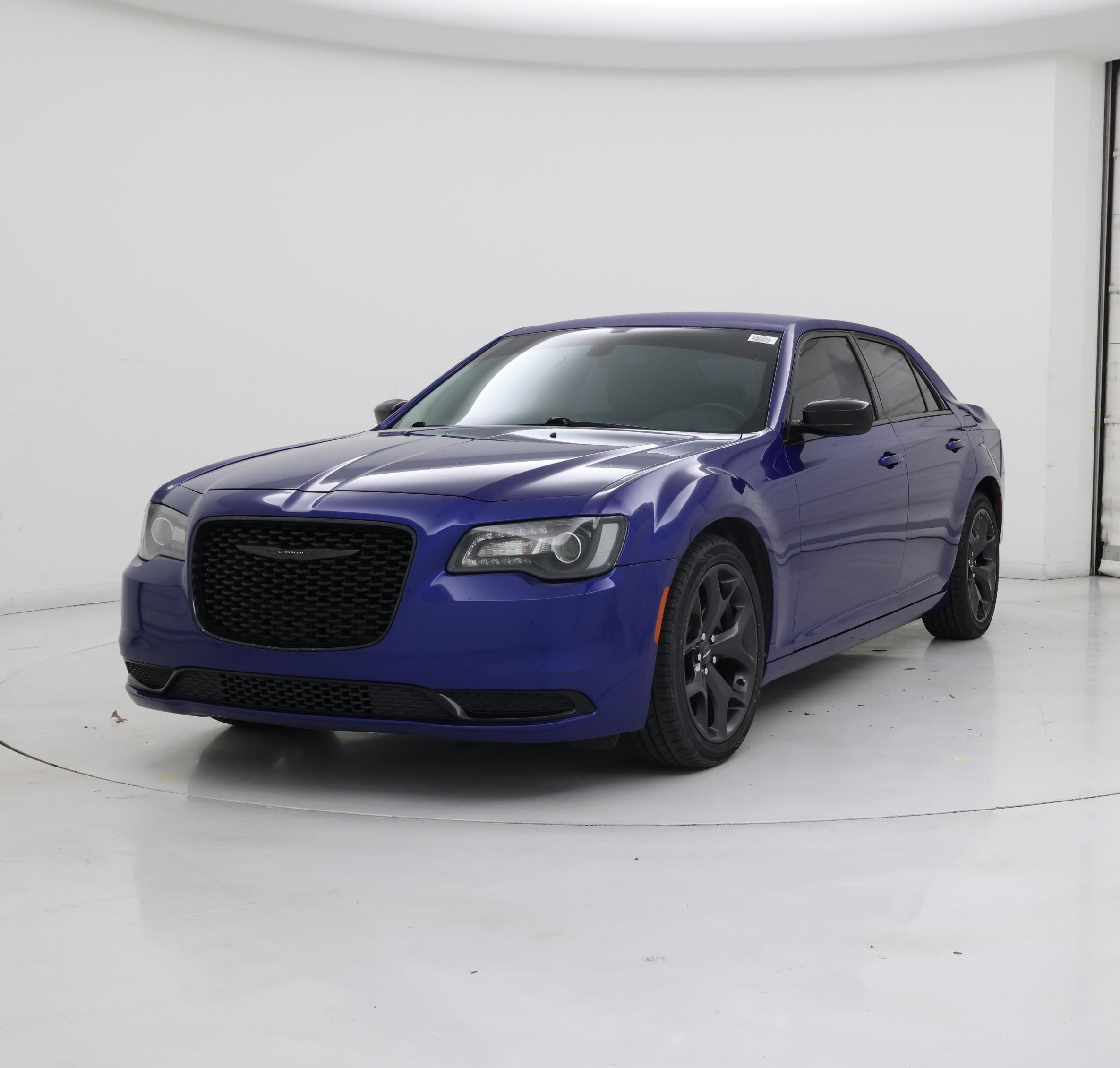 Thumbnail: 2021 Chrysler 300 - 4