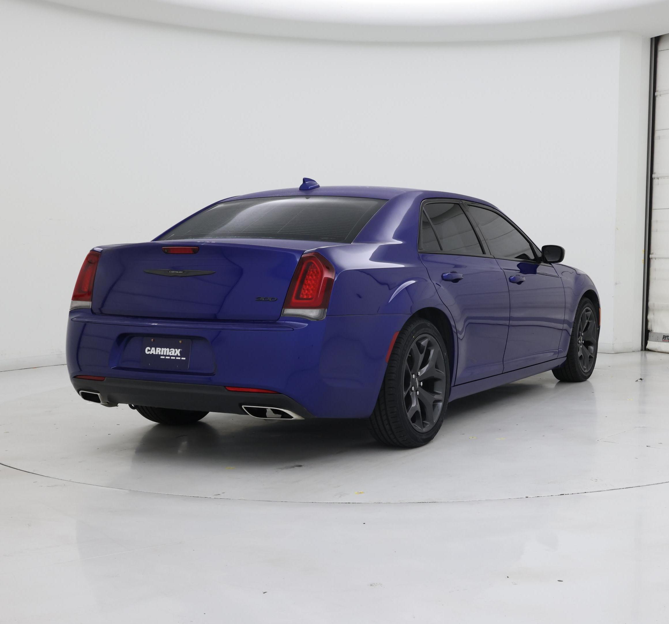 Thumbnail: 2021 Chrysler 300 - 8